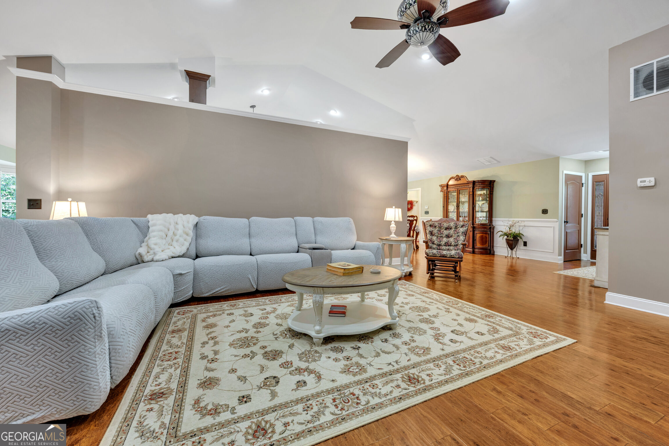 40 Woodcrest Avenue Property Photo 6