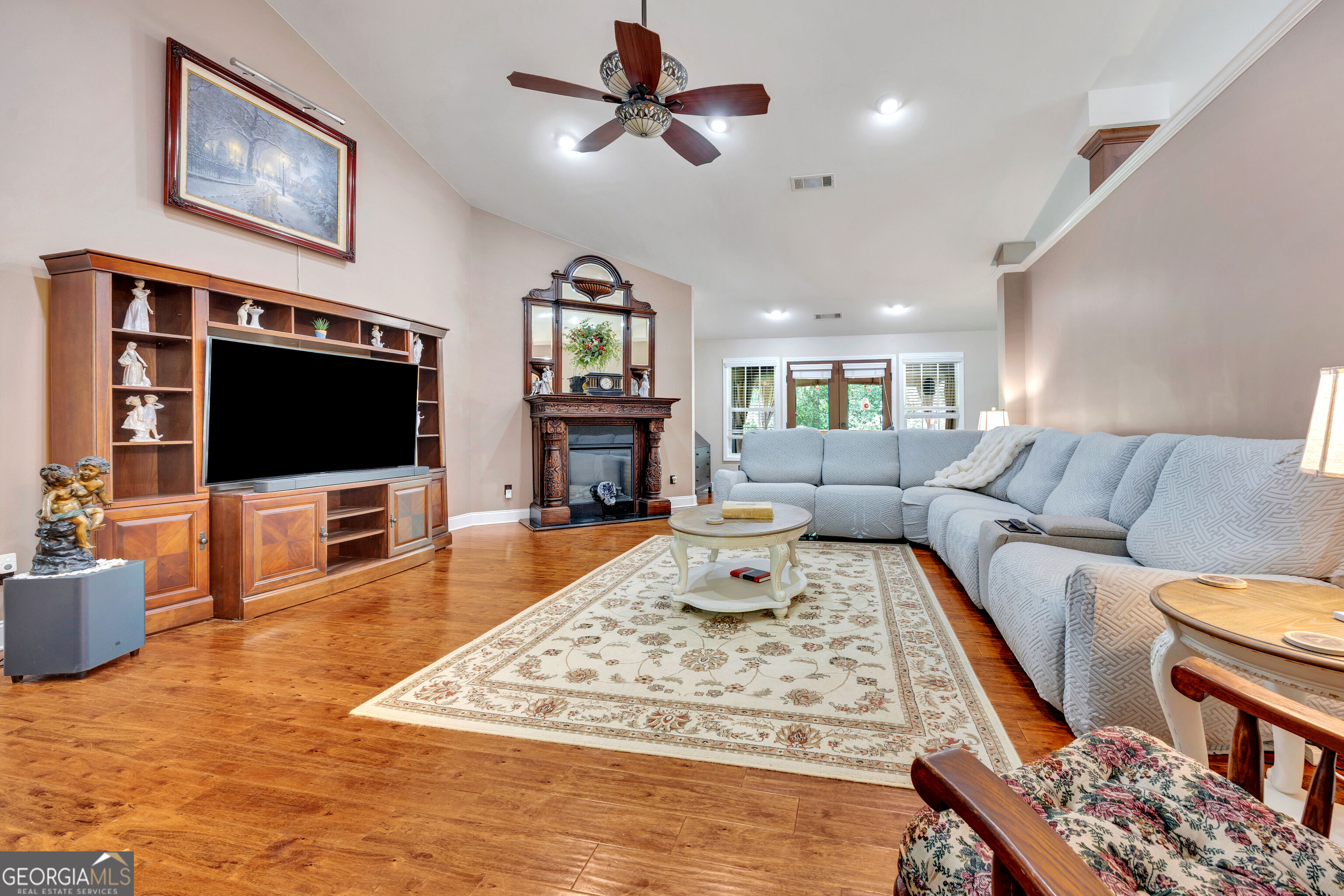 40 Woodcrest Avenue Property Photo 7