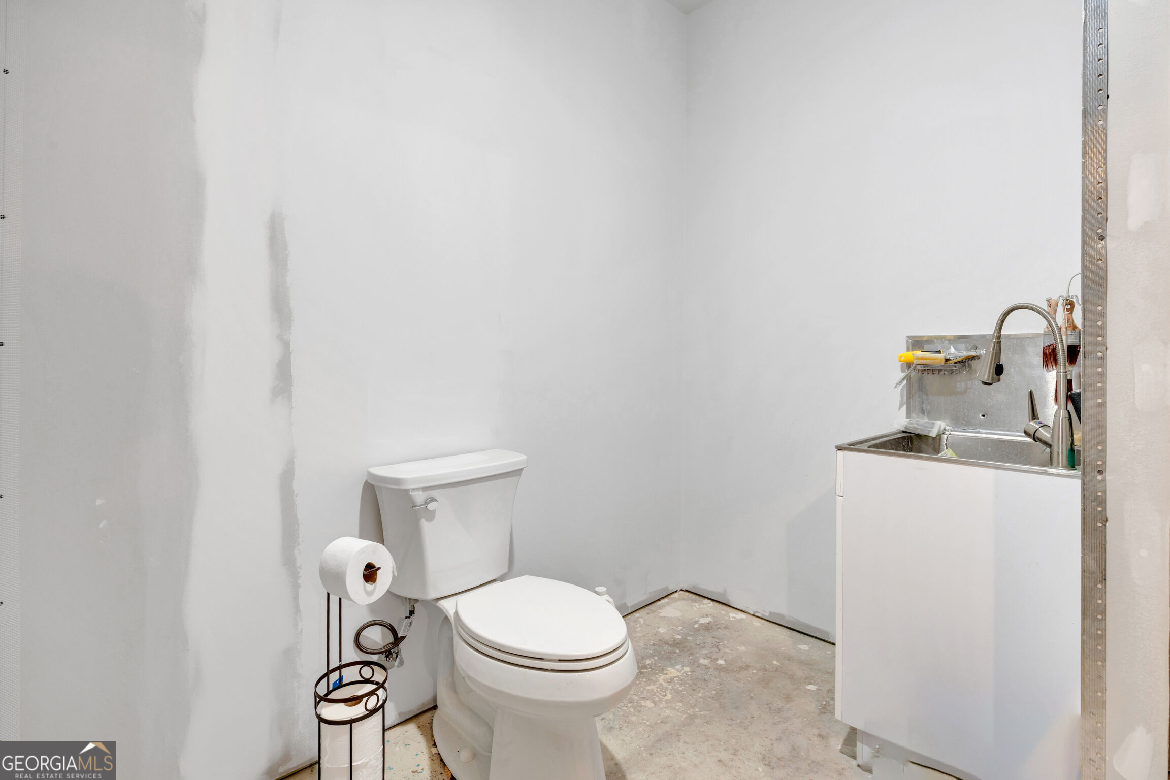 40 Woodcrest Avenue Property Photo 25