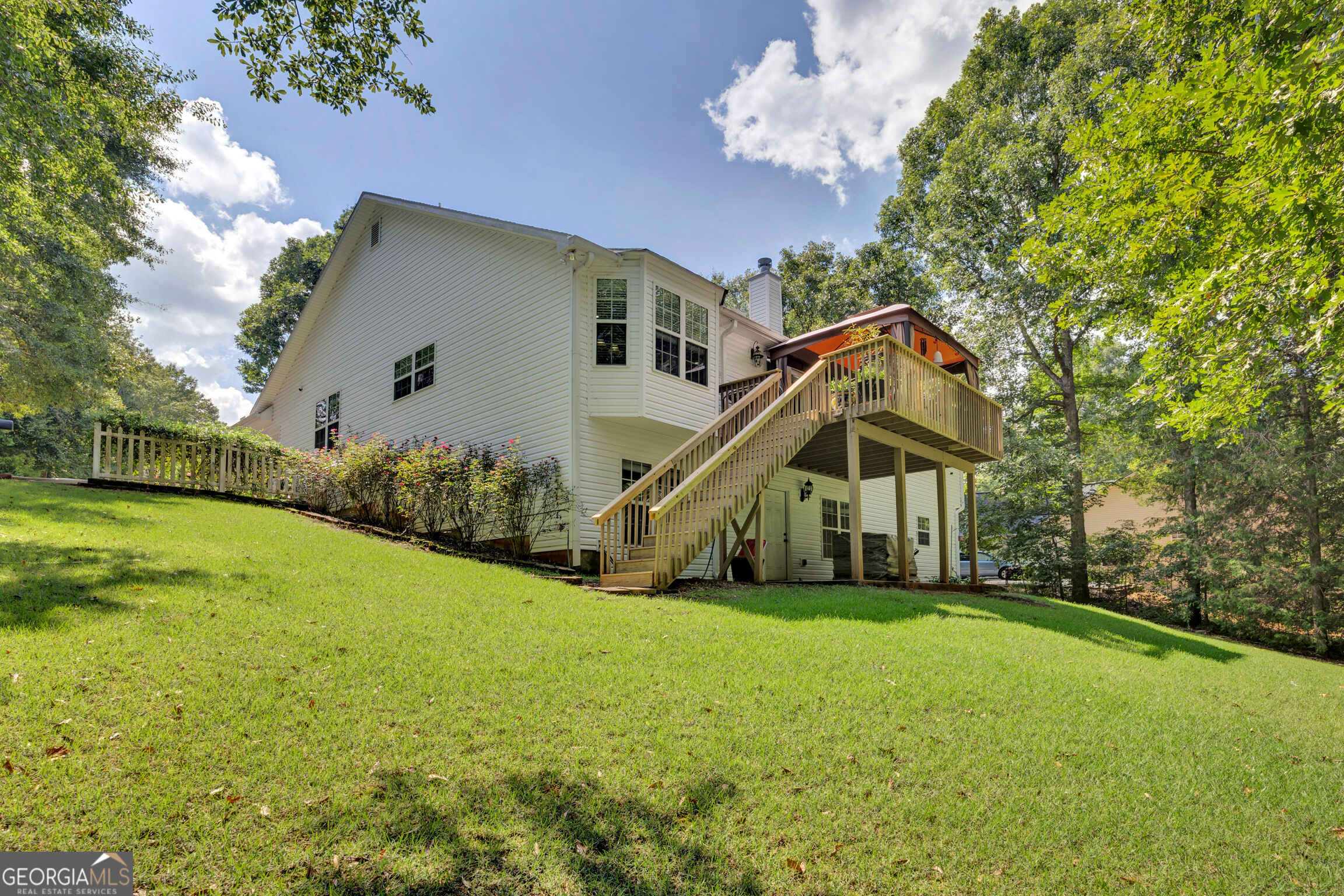 40 Woodcrest Avenue Property Photo 30