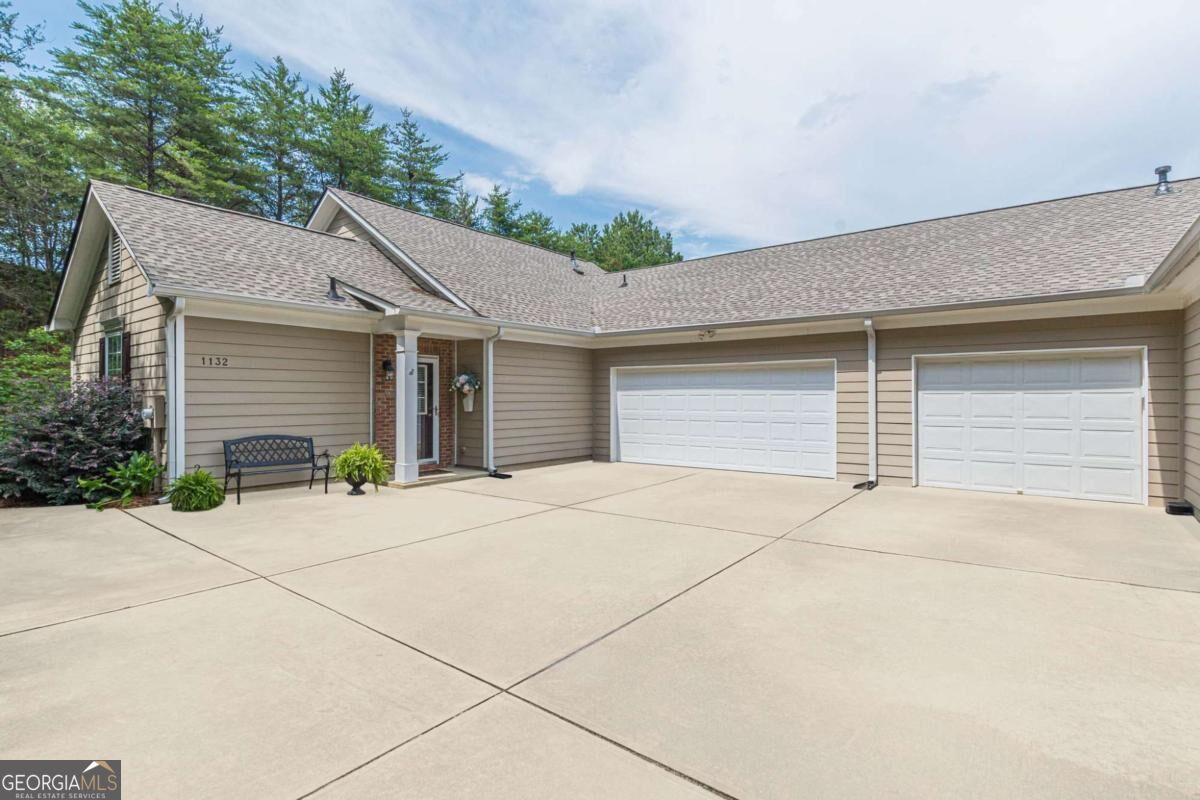 1132 Camry Circle Property Photo 1