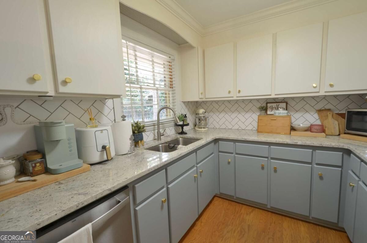 1222 5th Avenue Property Photo 12