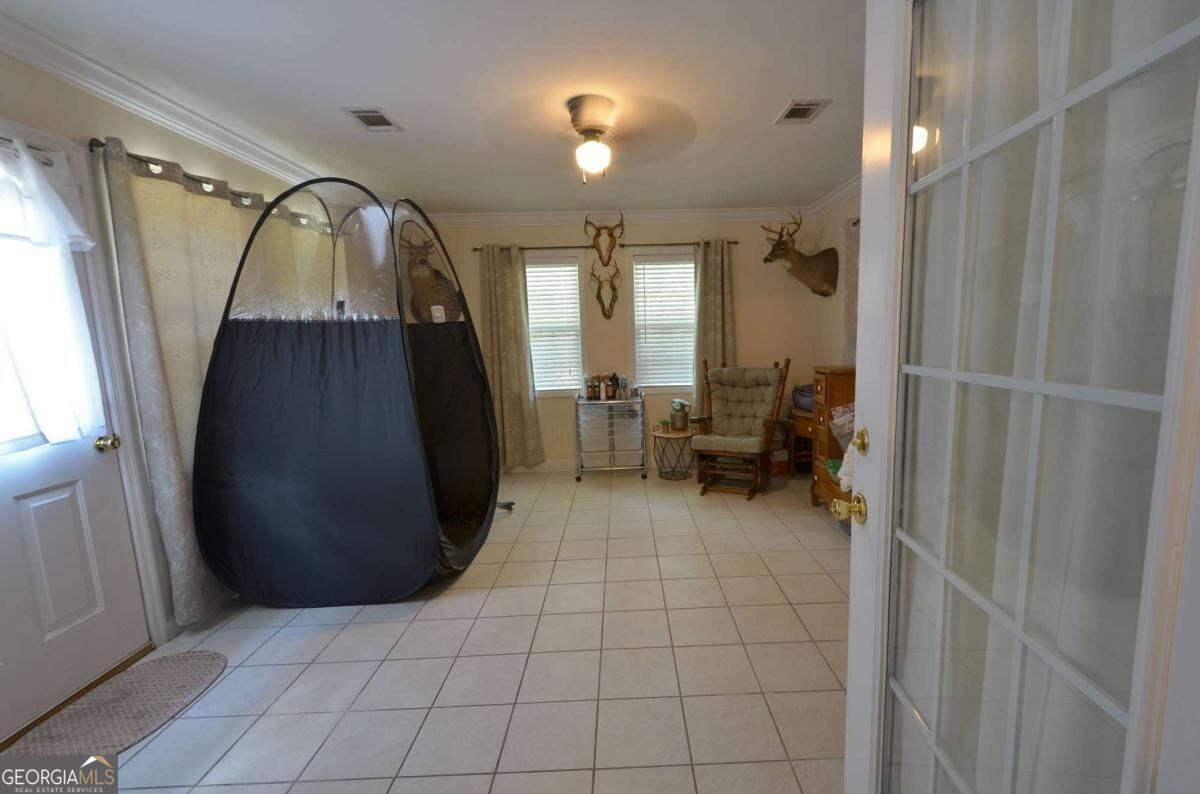 1222 5th Avenue Property Photo 15