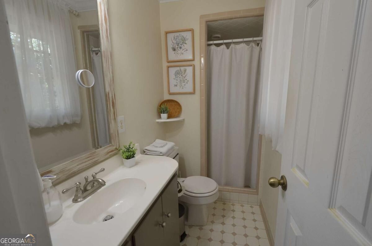 1222 5th Avenue Property Photo 25