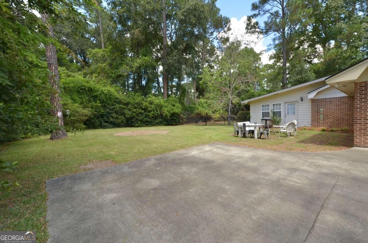 1222 5th Avenue Property Photo 35