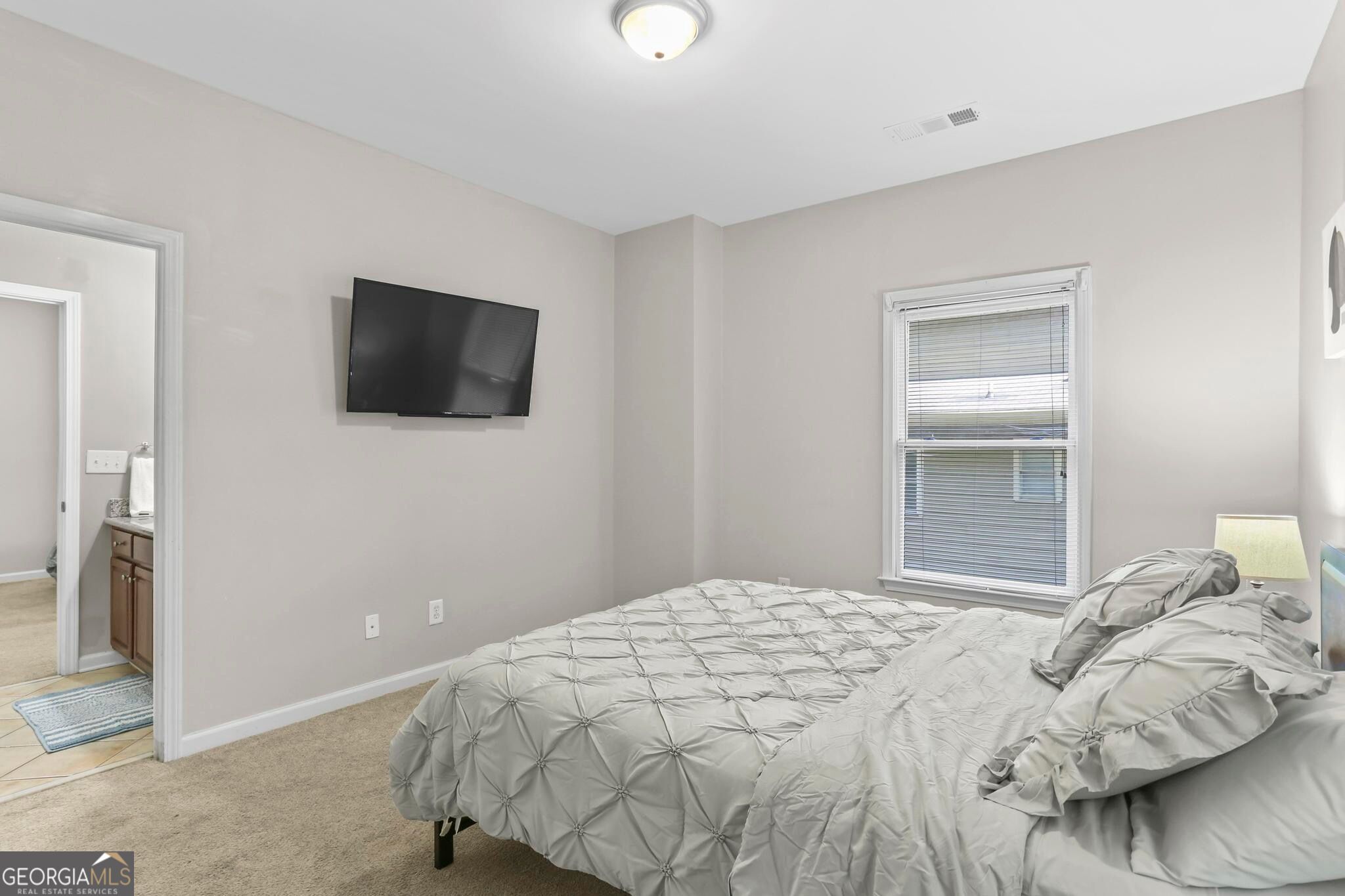 687 Windsor Street Sw Property Photo 17