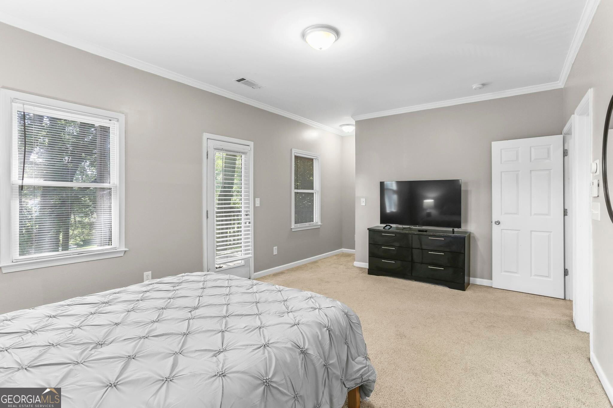 687 Windsor Street Sw Property Photo 25