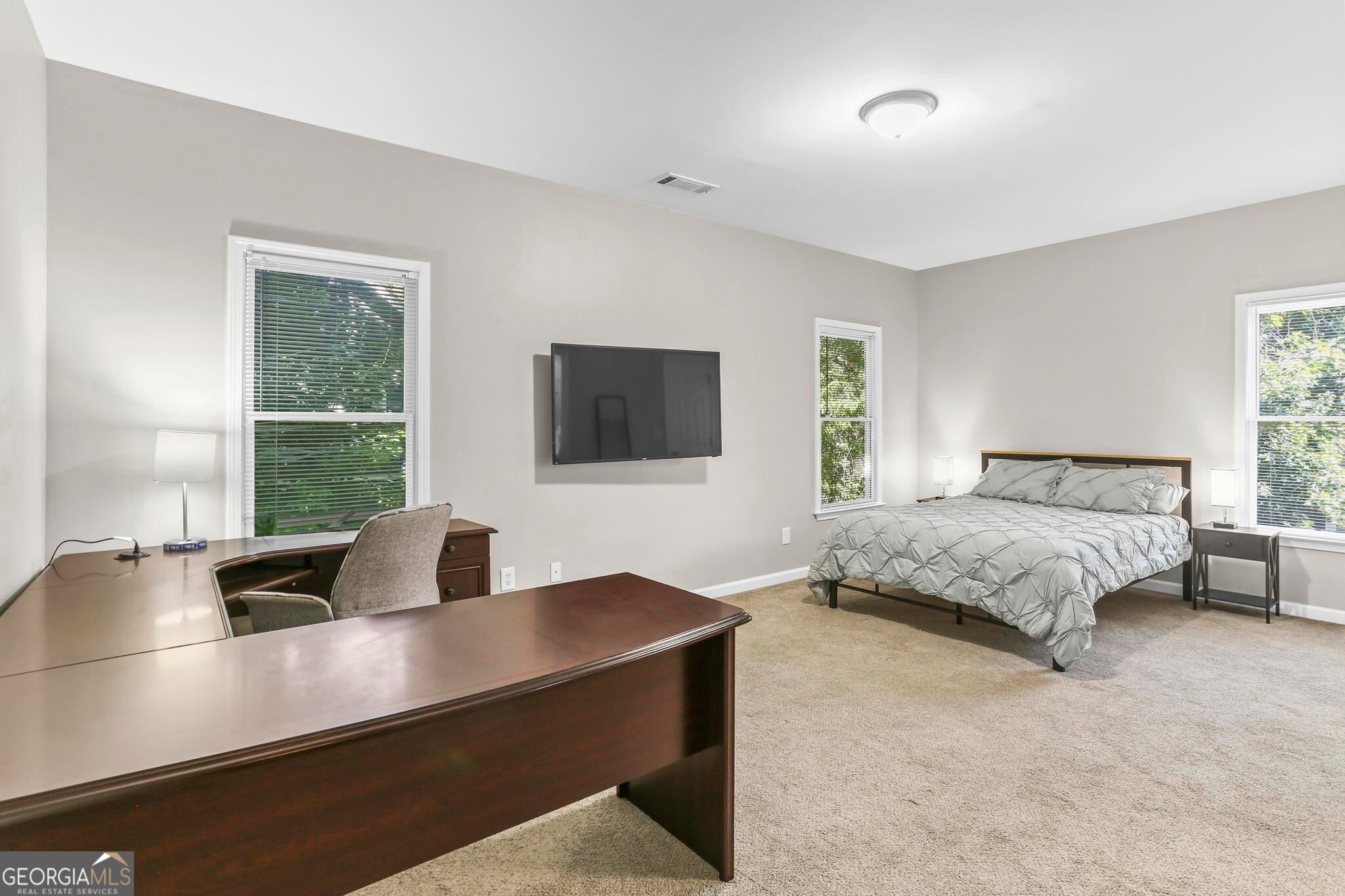 687 Windsor Street Sw Property Photo 26