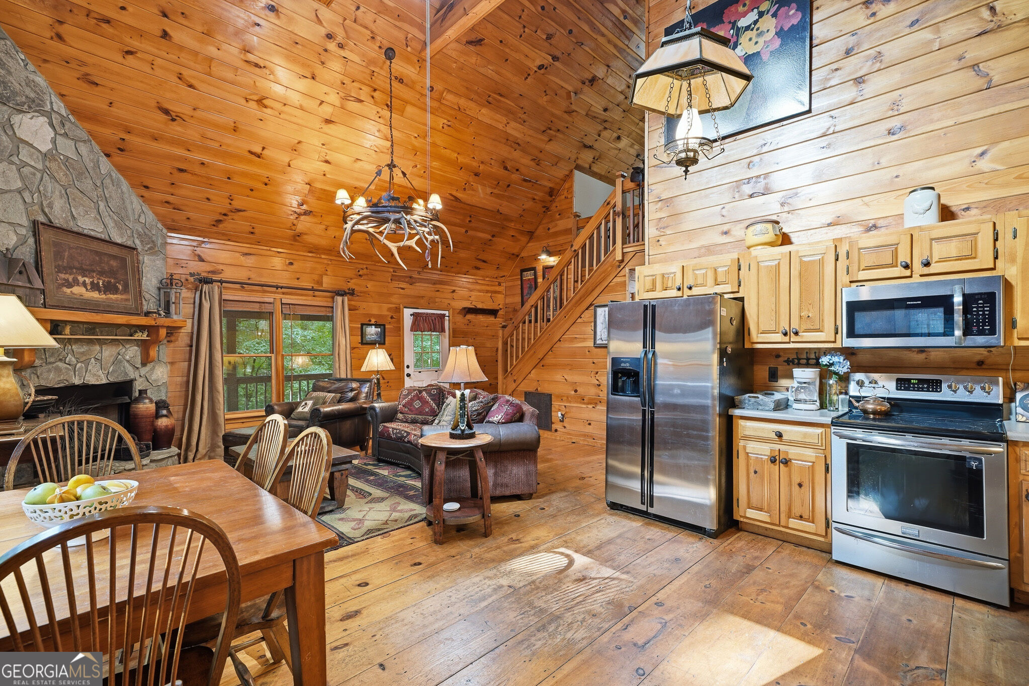 153 Blackberry Falls Drive Property Photo 2