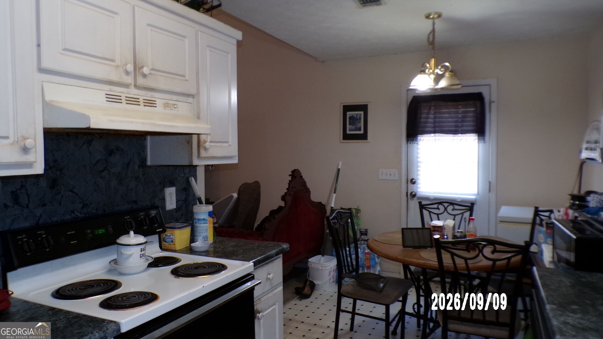 264 Griffith Street Property Photo 4