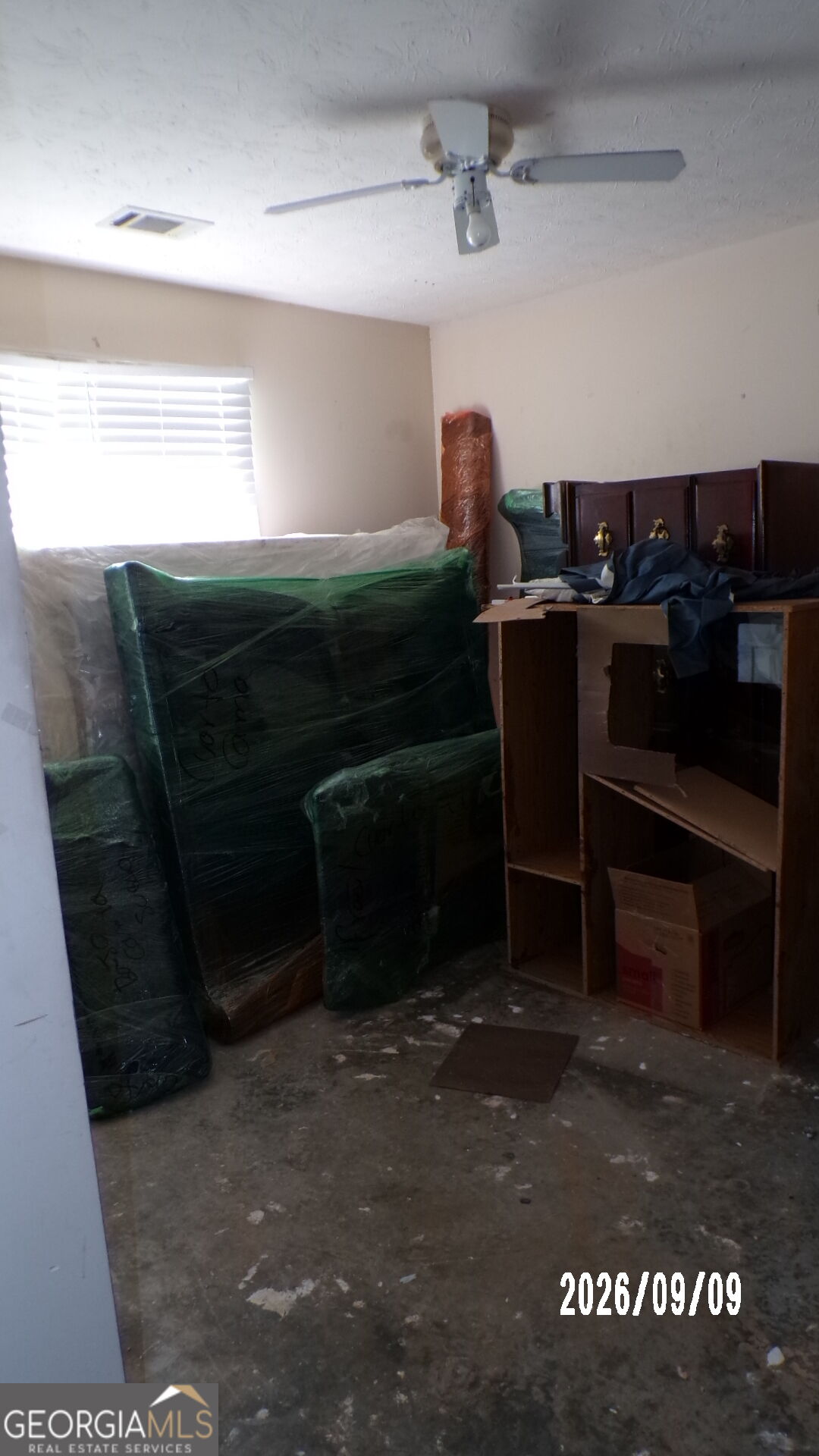 264 Griffith Street Property Photo 8