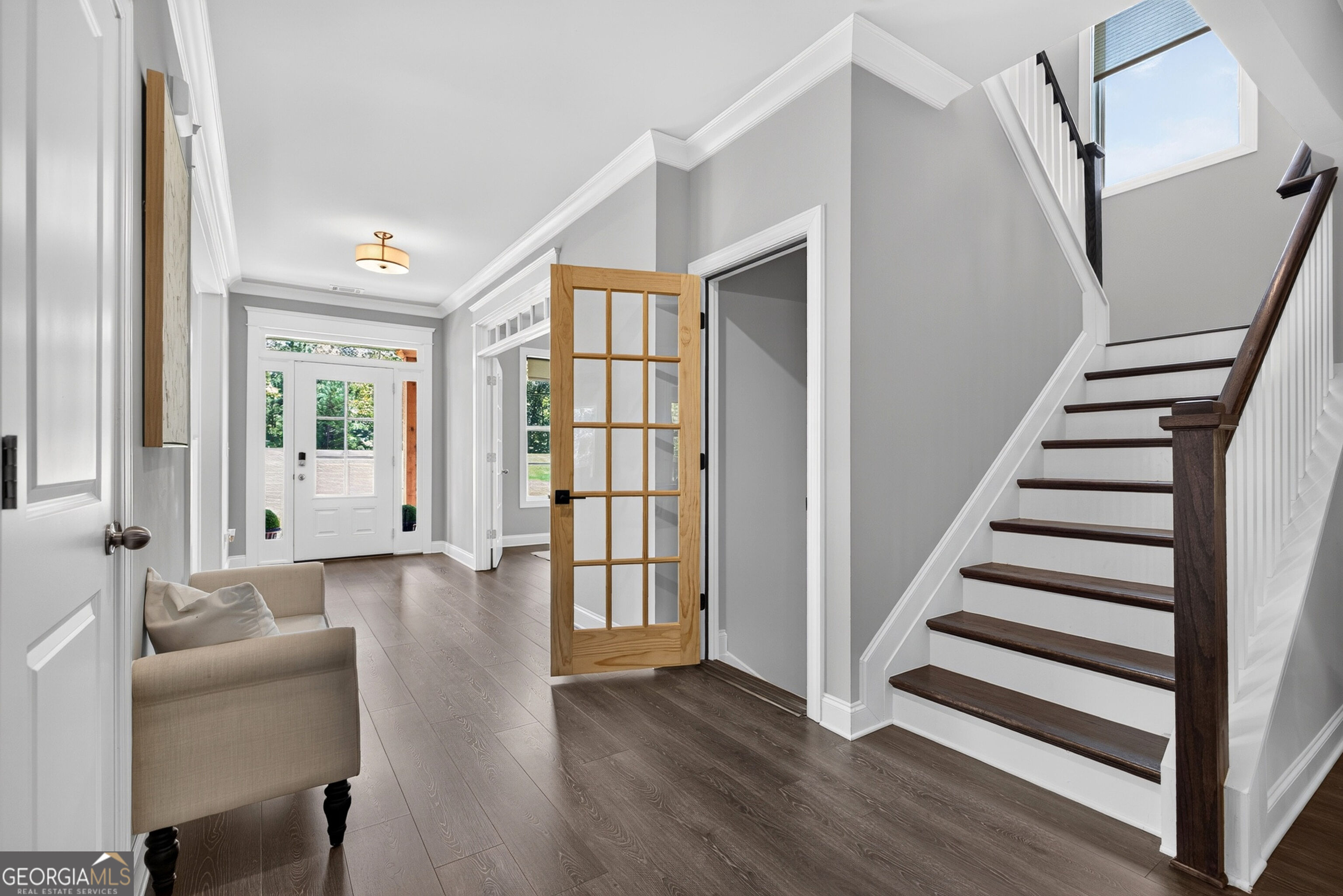 1041 Montrose Way Property Photo 13