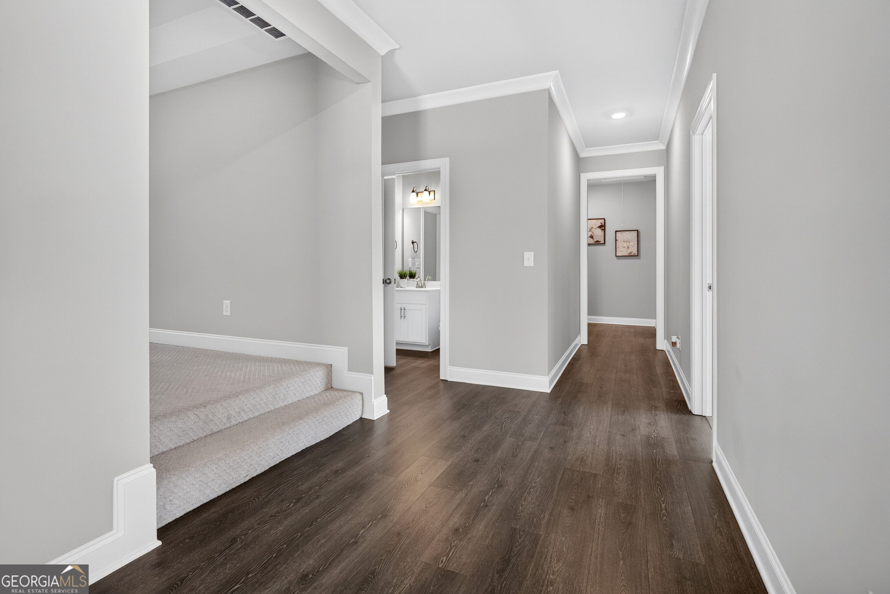 1041 Montrose Way Property Photo 33
