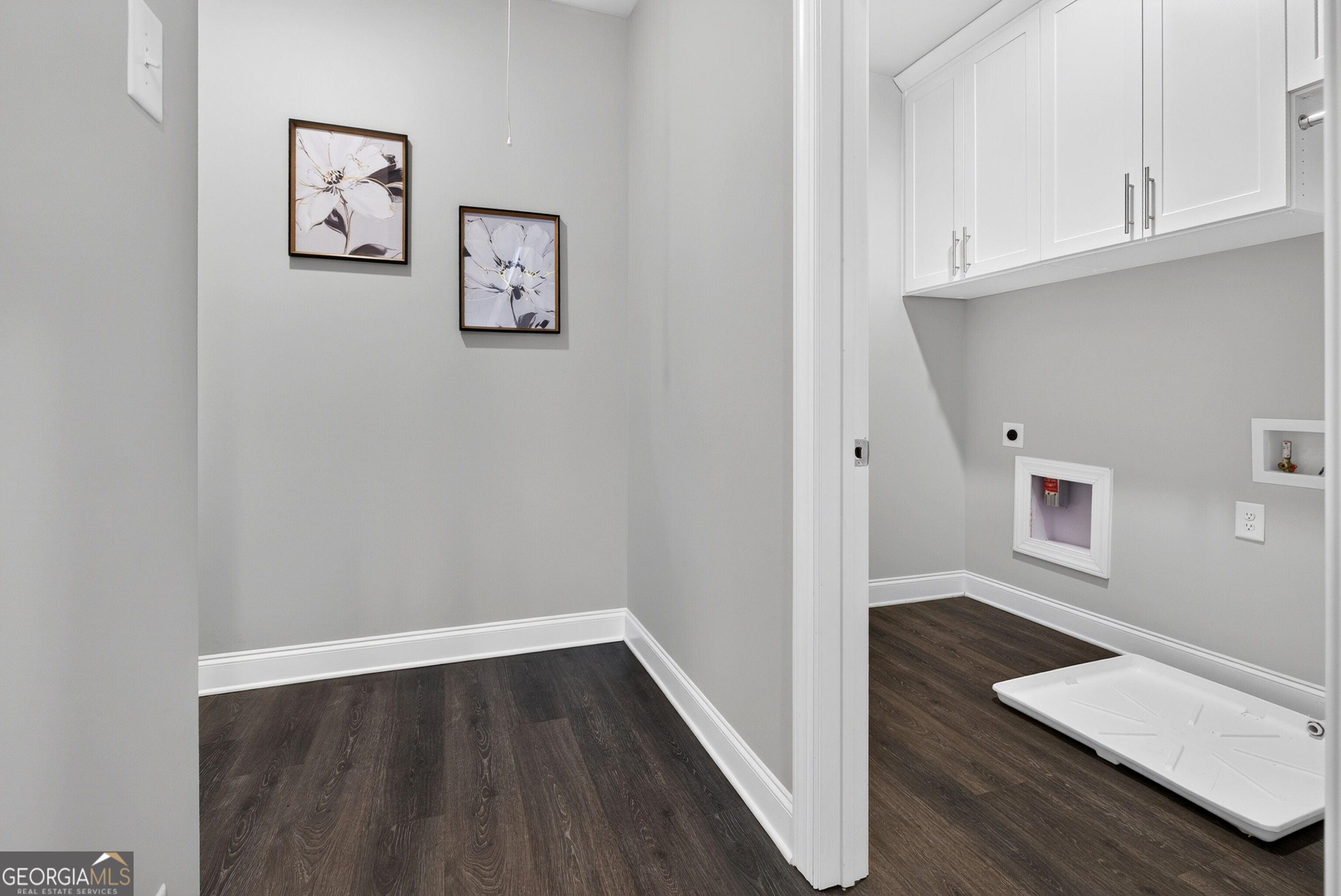 1041 Montrose Way Property Photo 42
