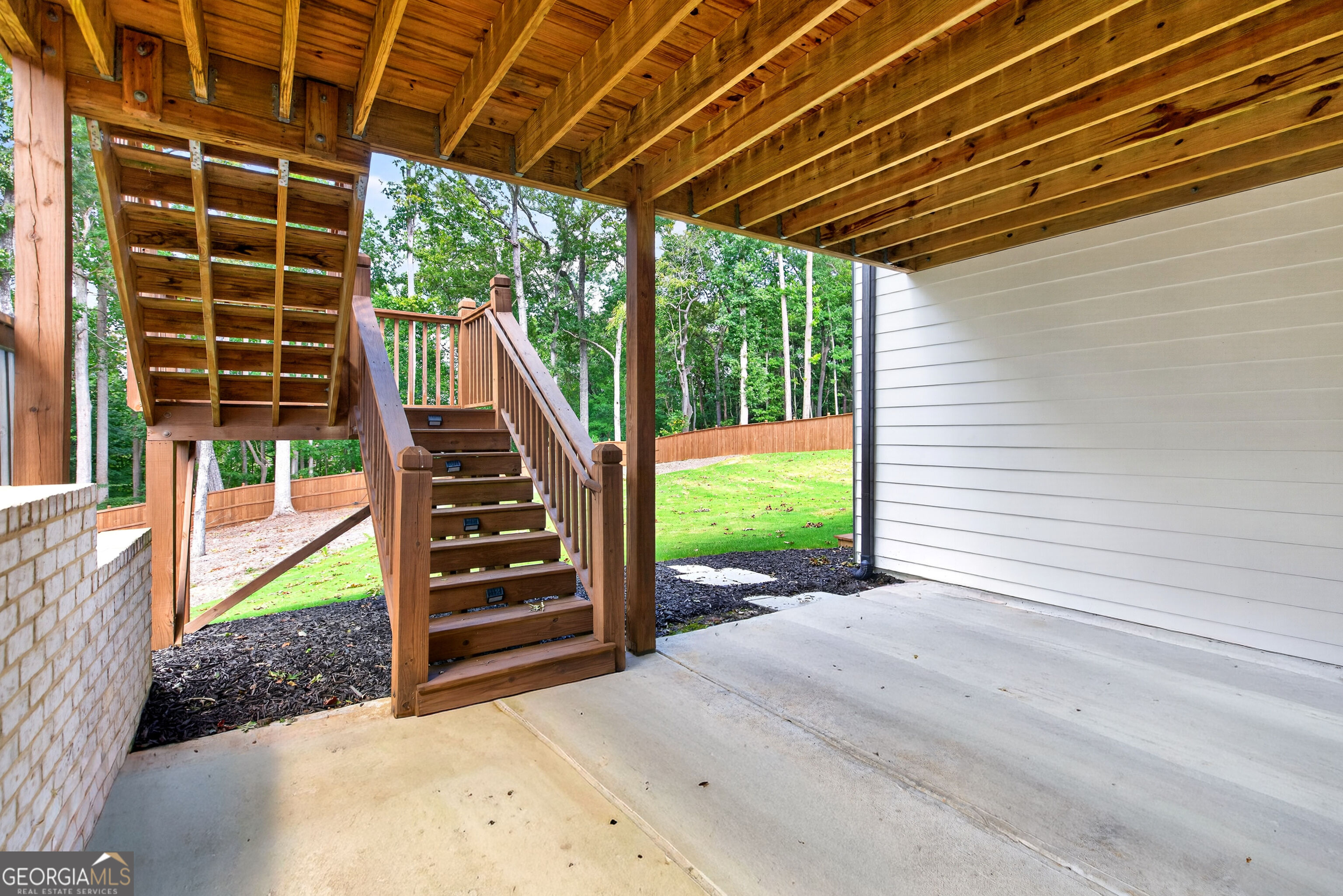 1041 Montrose Way Property Photo 74