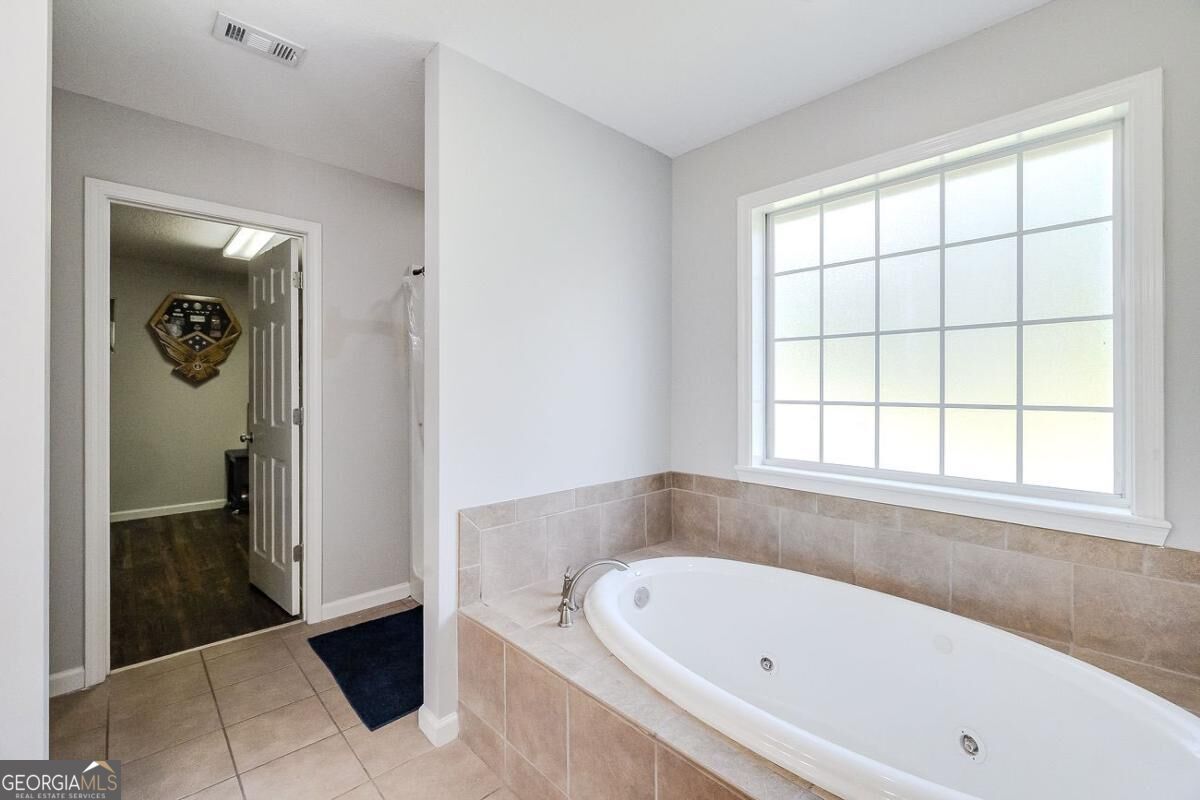 301 English Acres Drive Property Photo 34