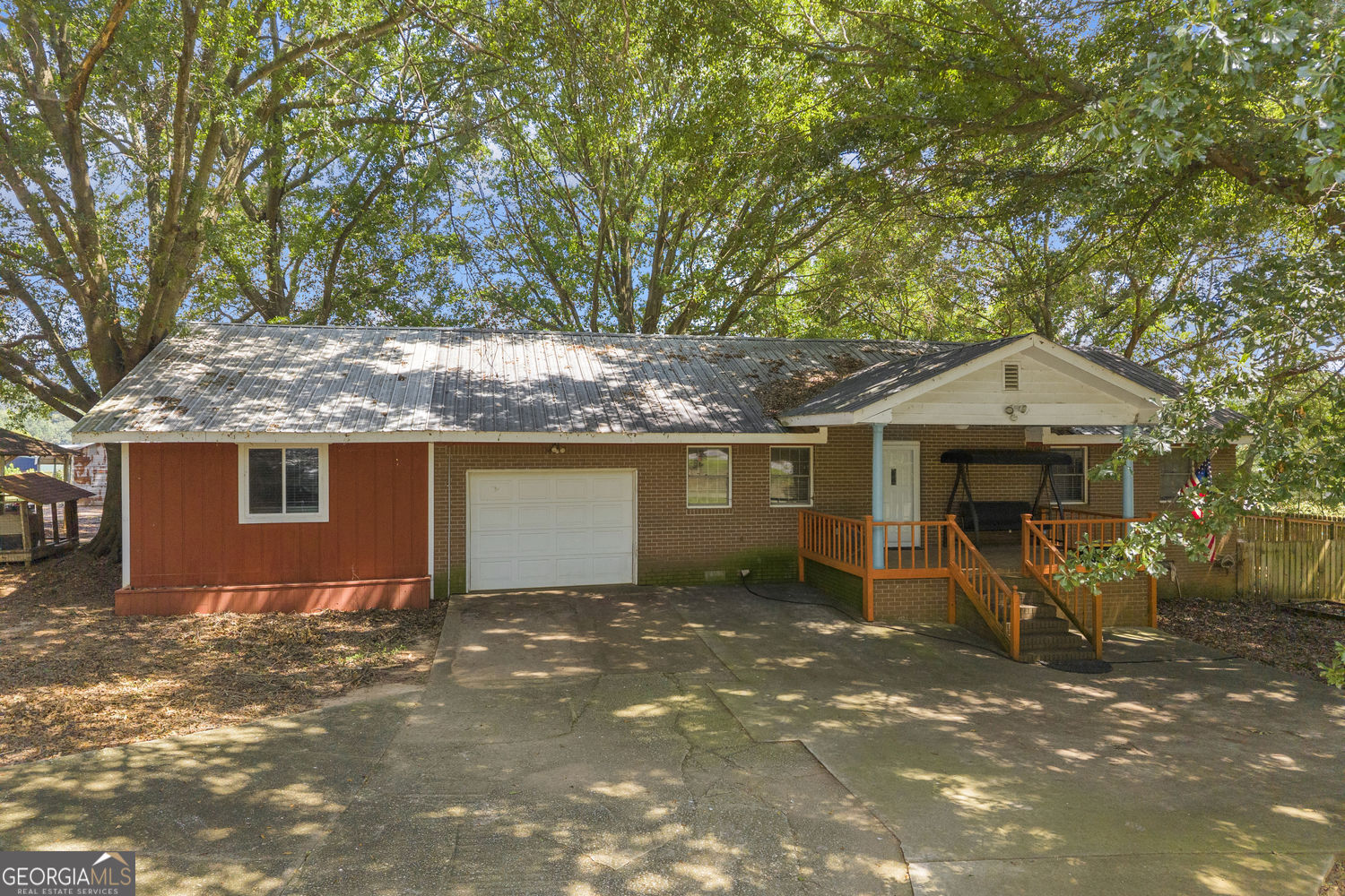 7668 Mud Creek Road Property Photo 6