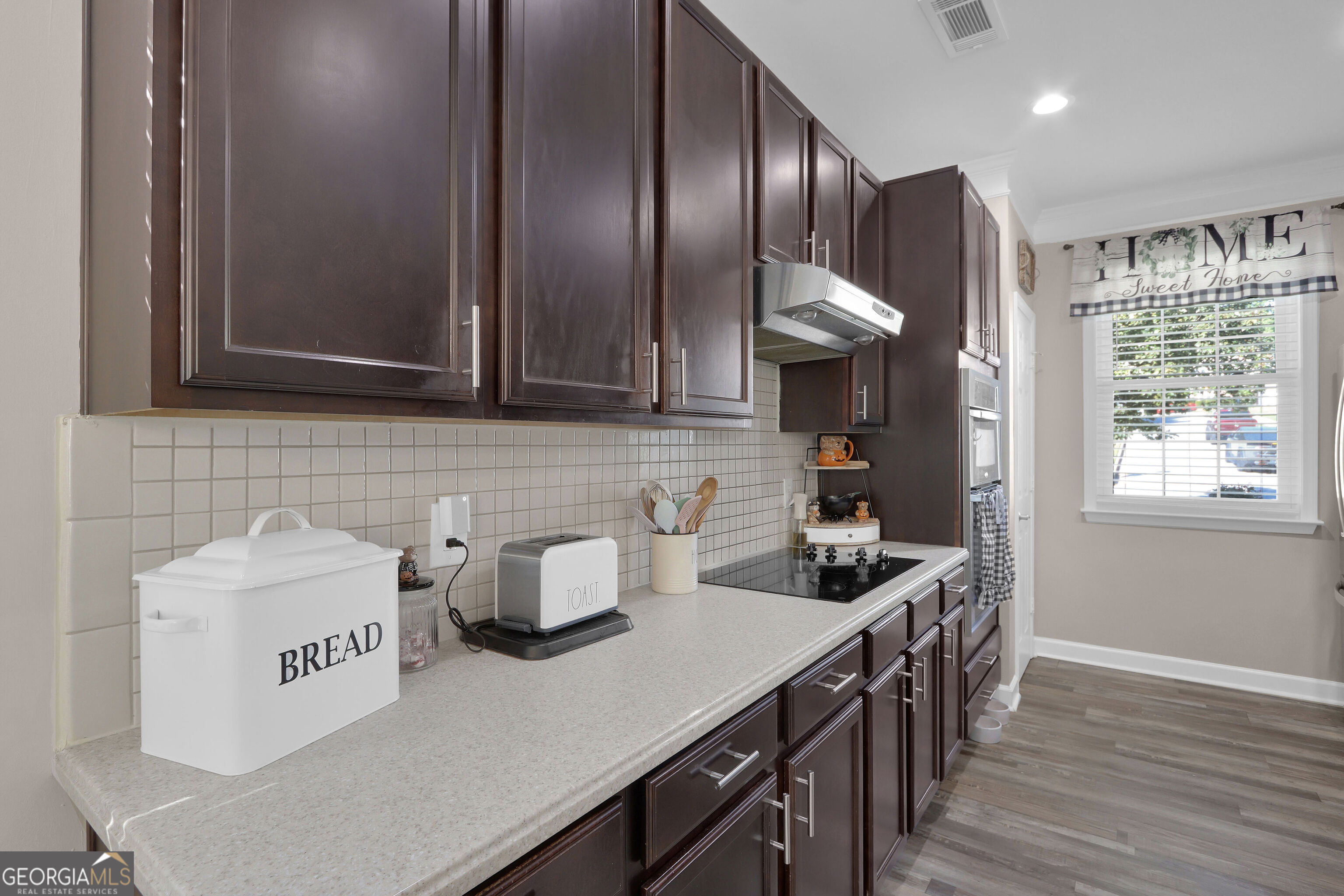 1198 Lanier Springs Drive Property Photo 8
