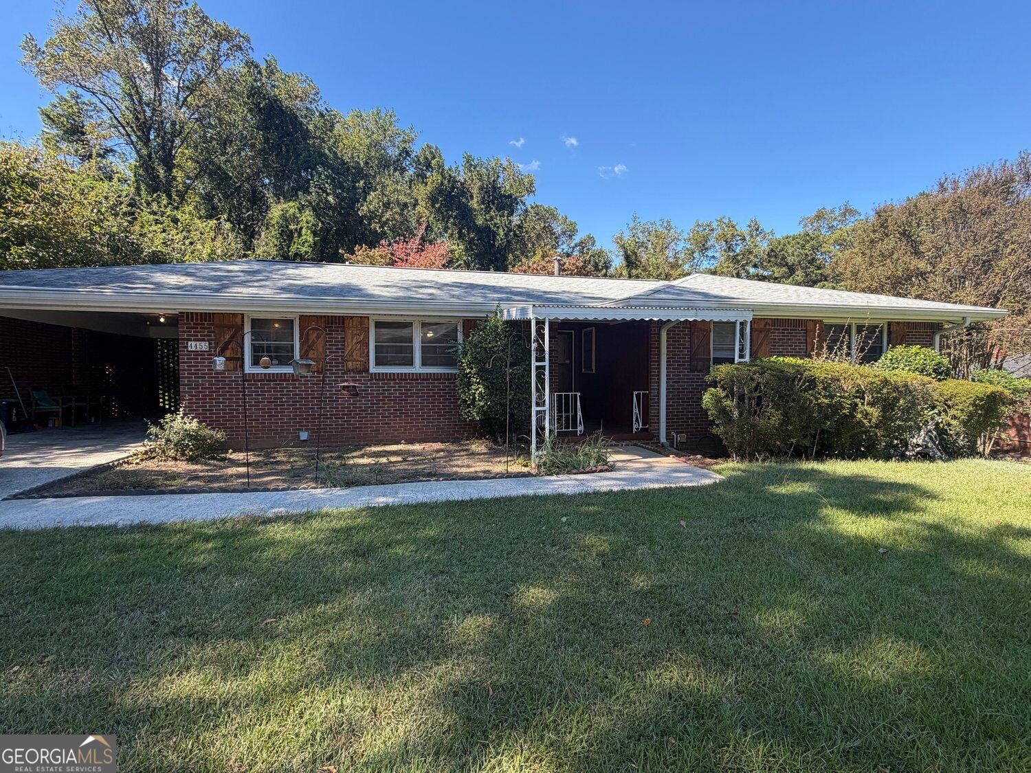 4455 Hillpine Road Property Photo 1