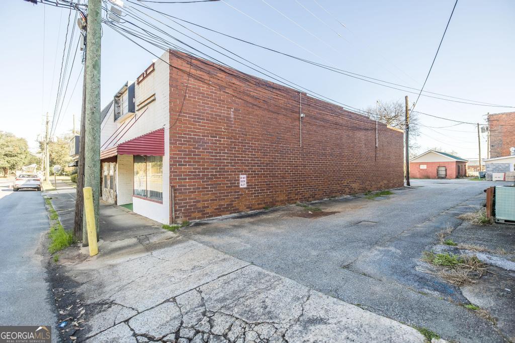 104 Anderson Avenue Property Photo 3