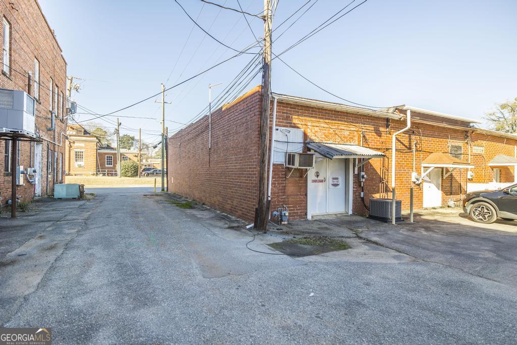 104 Anderson Avenue Property Photo 19