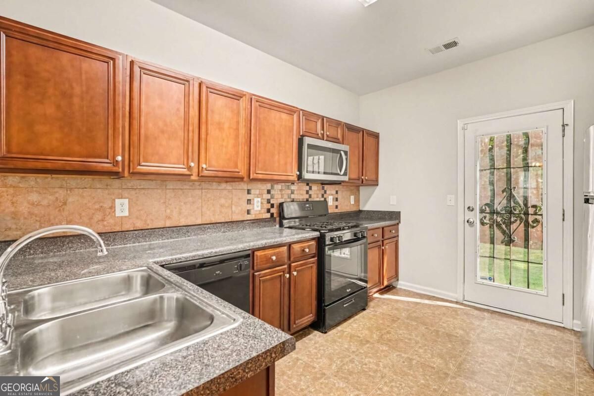 4455 Watson Ridge Drive Property Photo 11