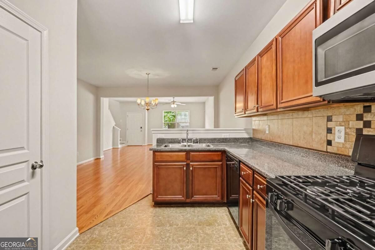 4455 Watson Ridge Drive Property Photo 12