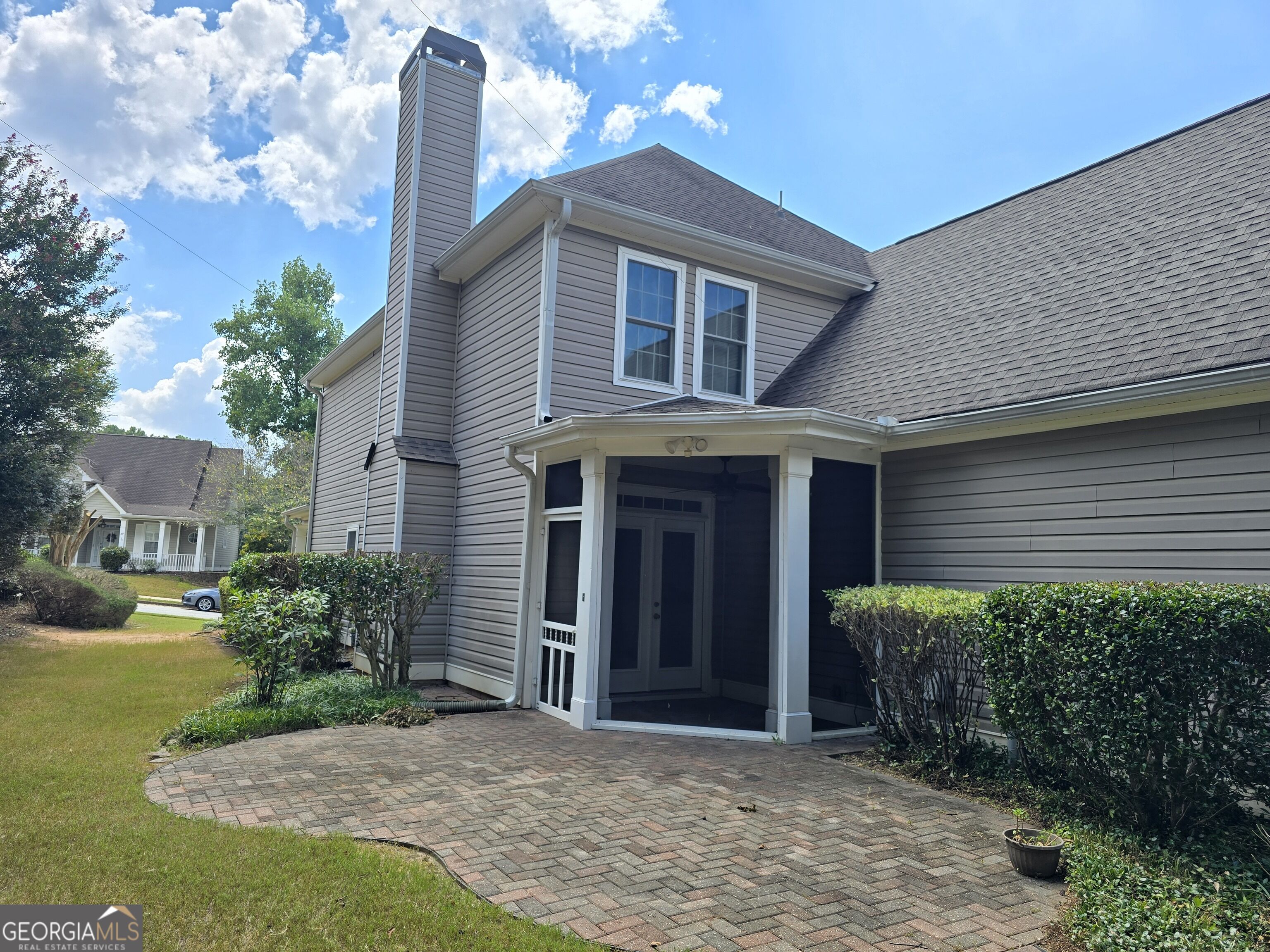 87 Columns Way Property Photo 3