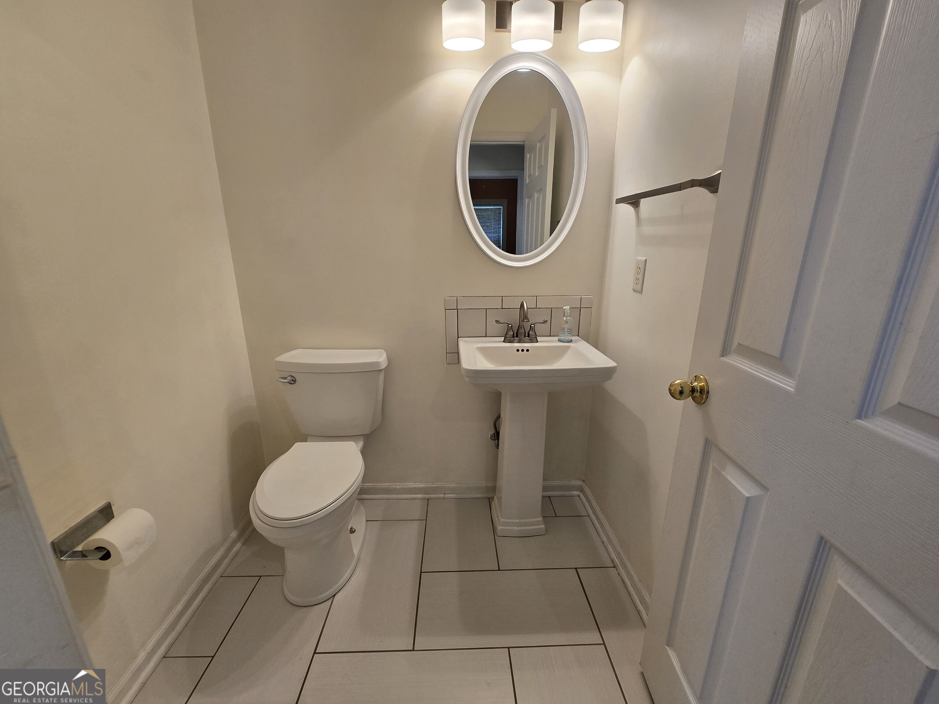 87 Columns Way Property Photo 6