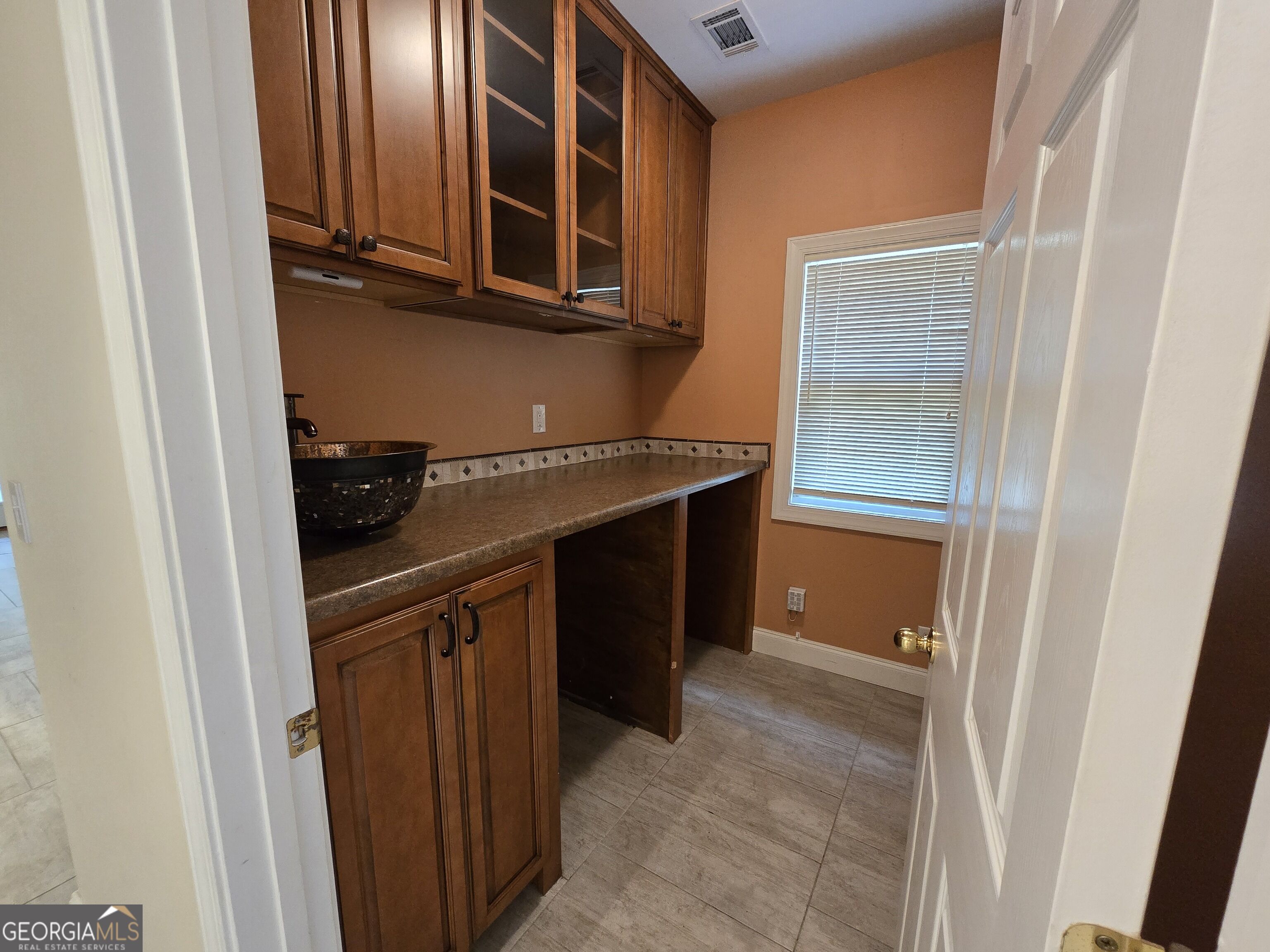 87 Columns Way Property Photo 7
