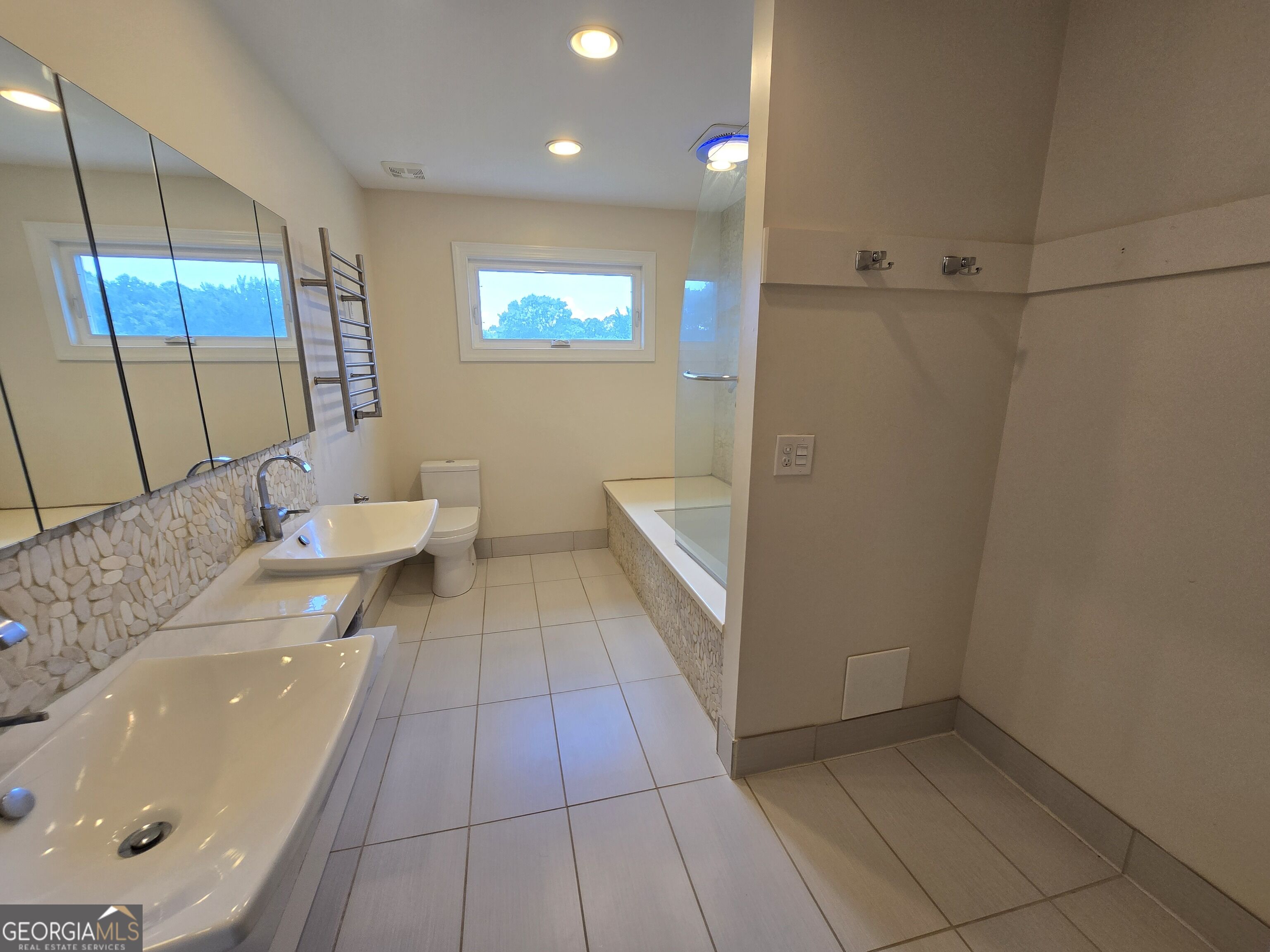 87 Columns Way Property Photo 10