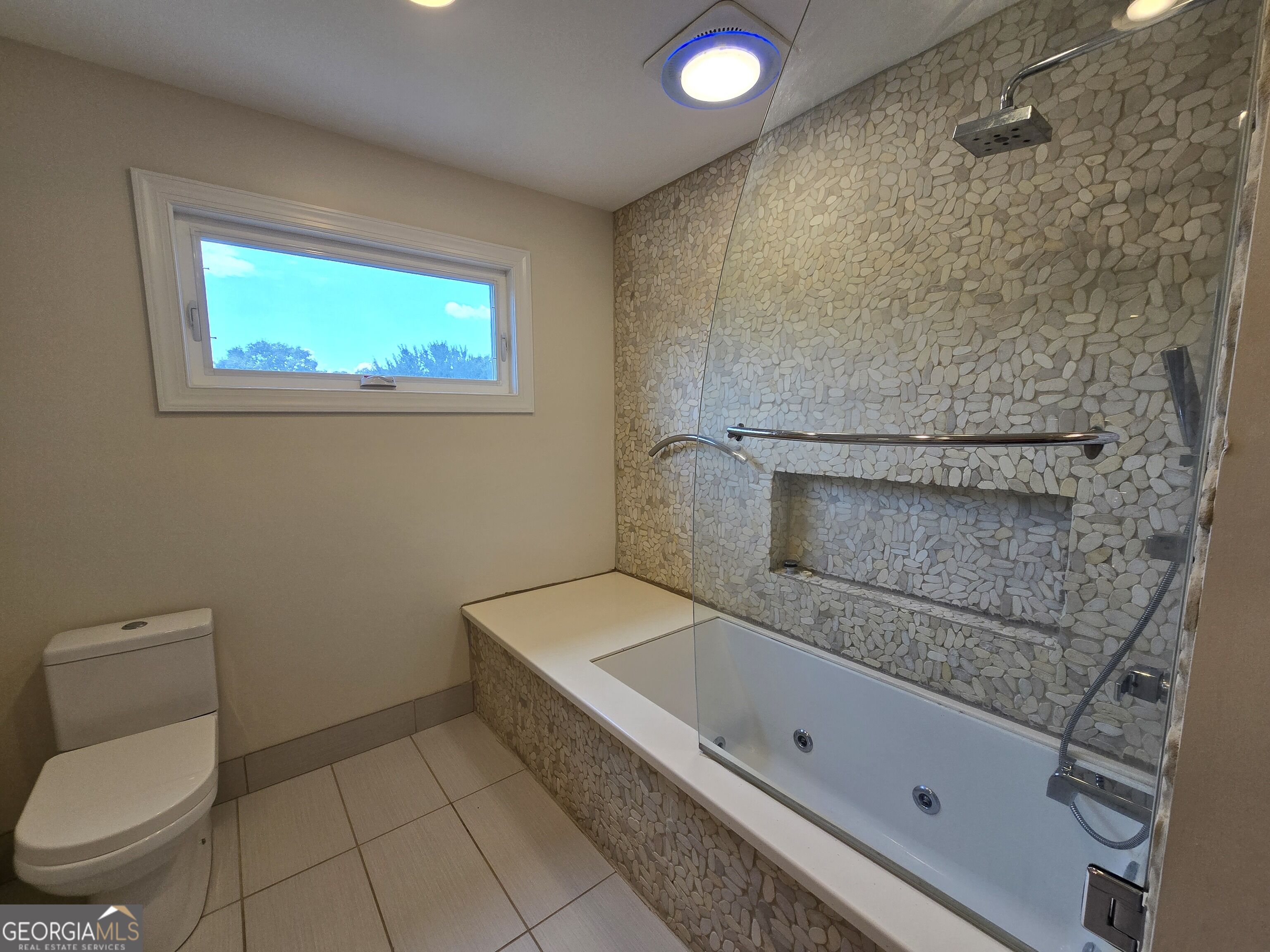 87 Columns Way Property Photo 12