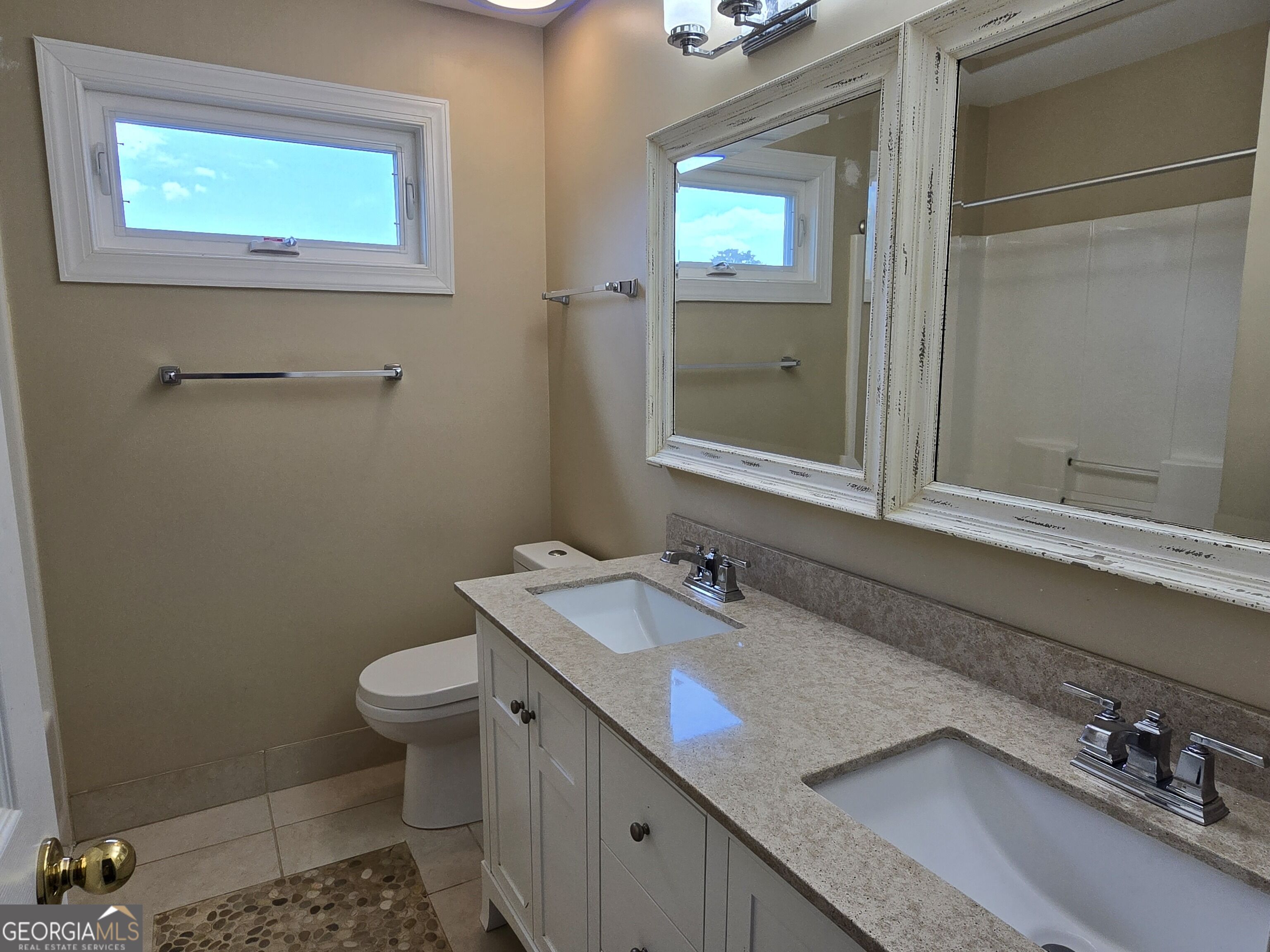 87 Columns Way Property Photo 16