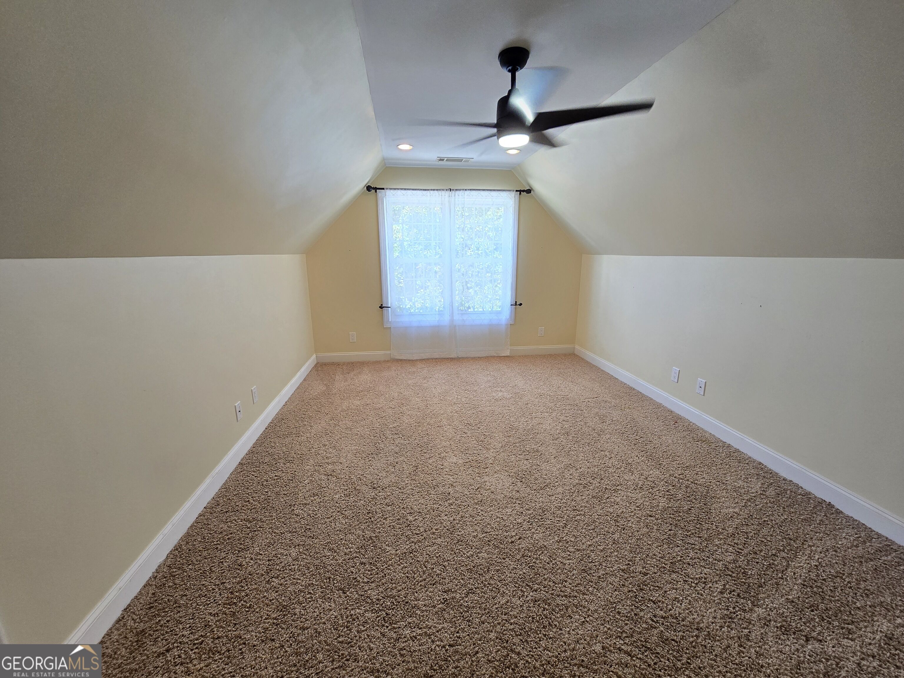 87 Columns Way Property Photo 17