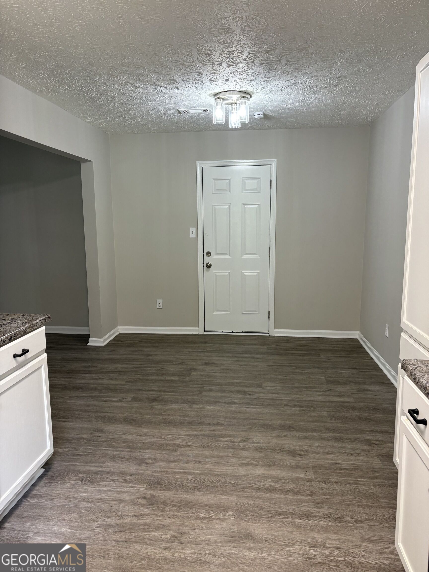 6103 Chaseland Drive Property Photo 21