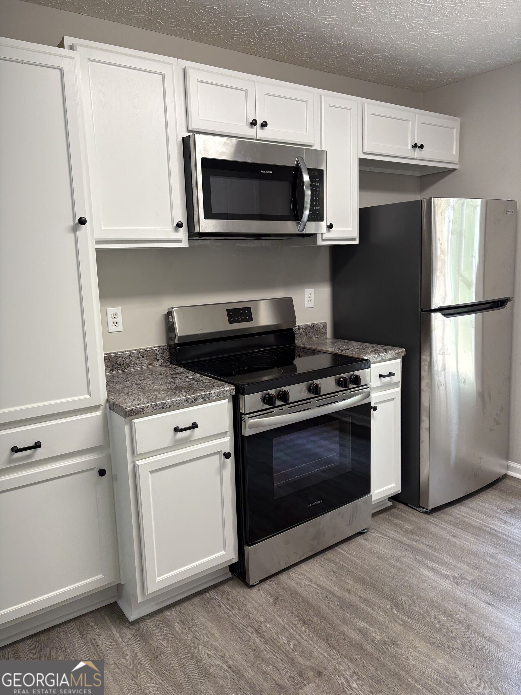 6103 Chaseland Drive Property Photo 24