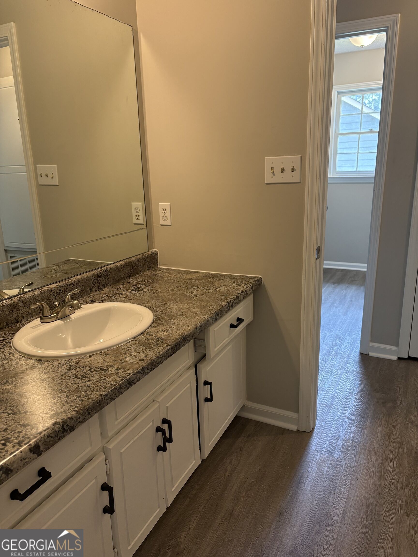 6103 Chaseland Drive Property Photo 27