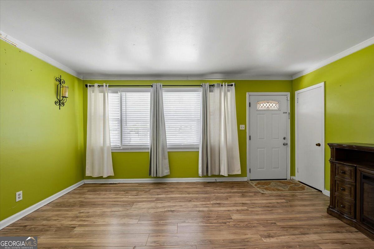 4290 Fairfax Drive Property Photo 5