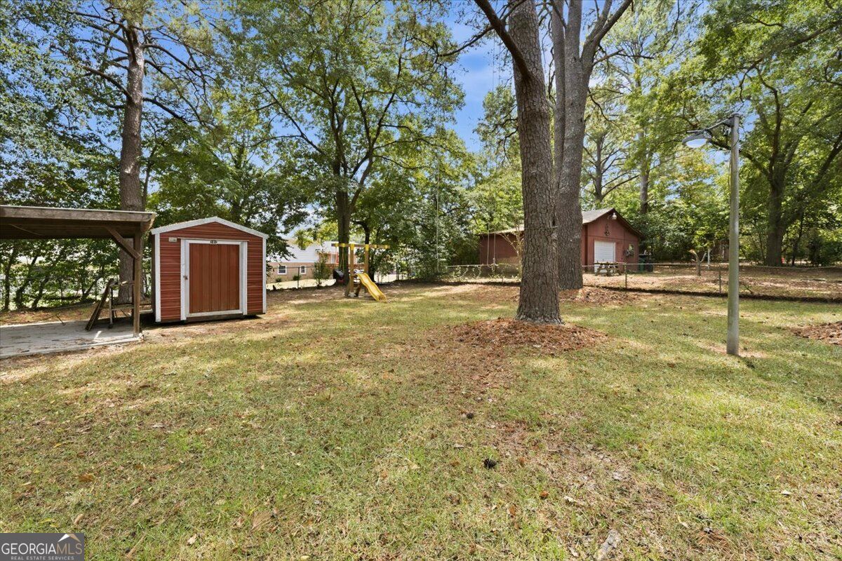 4290 Fairfax Drive Property Photo 15