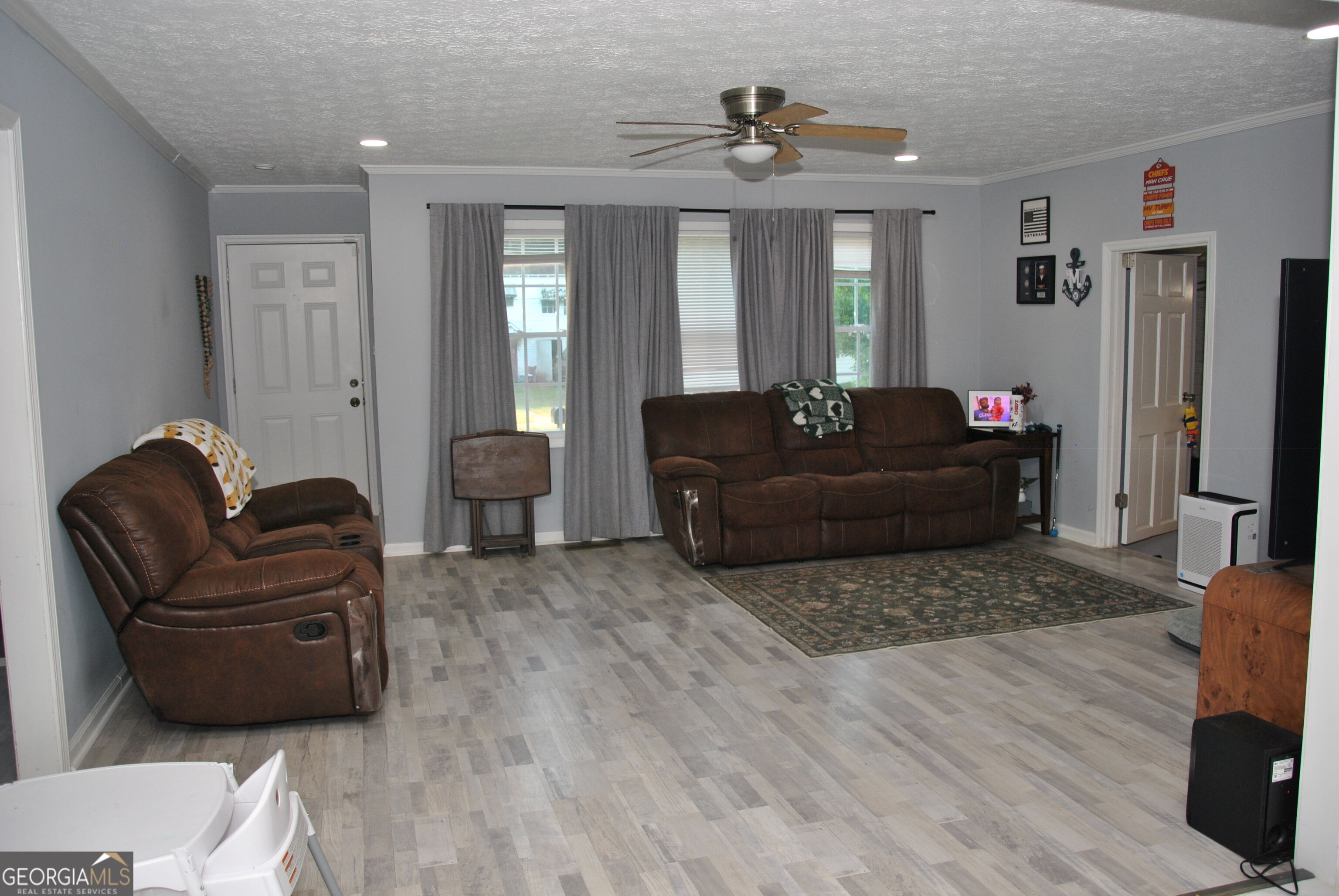 579 Lynmore Avenue Property Photo 4