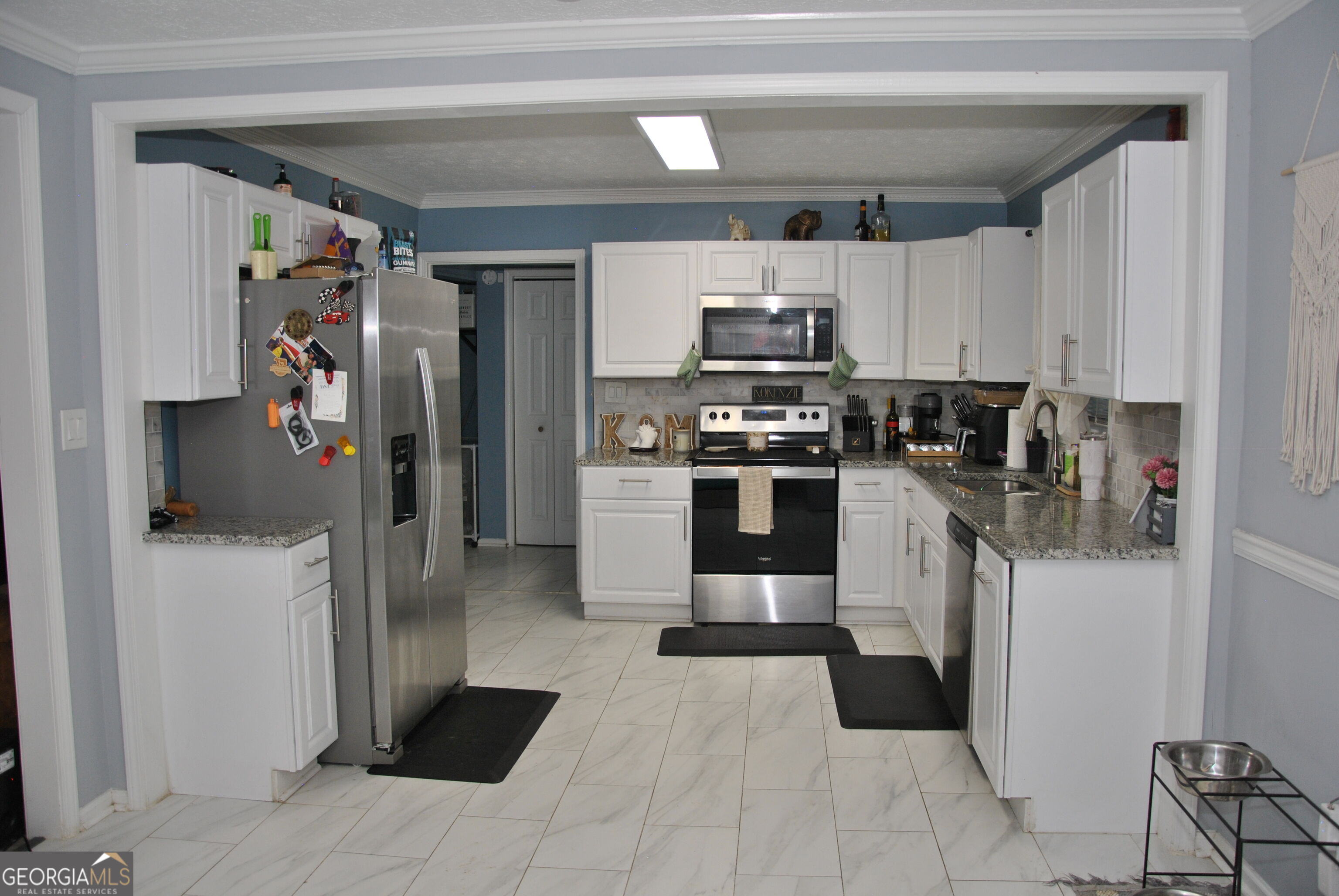 579 Lynmore Avenue Property Photo 7