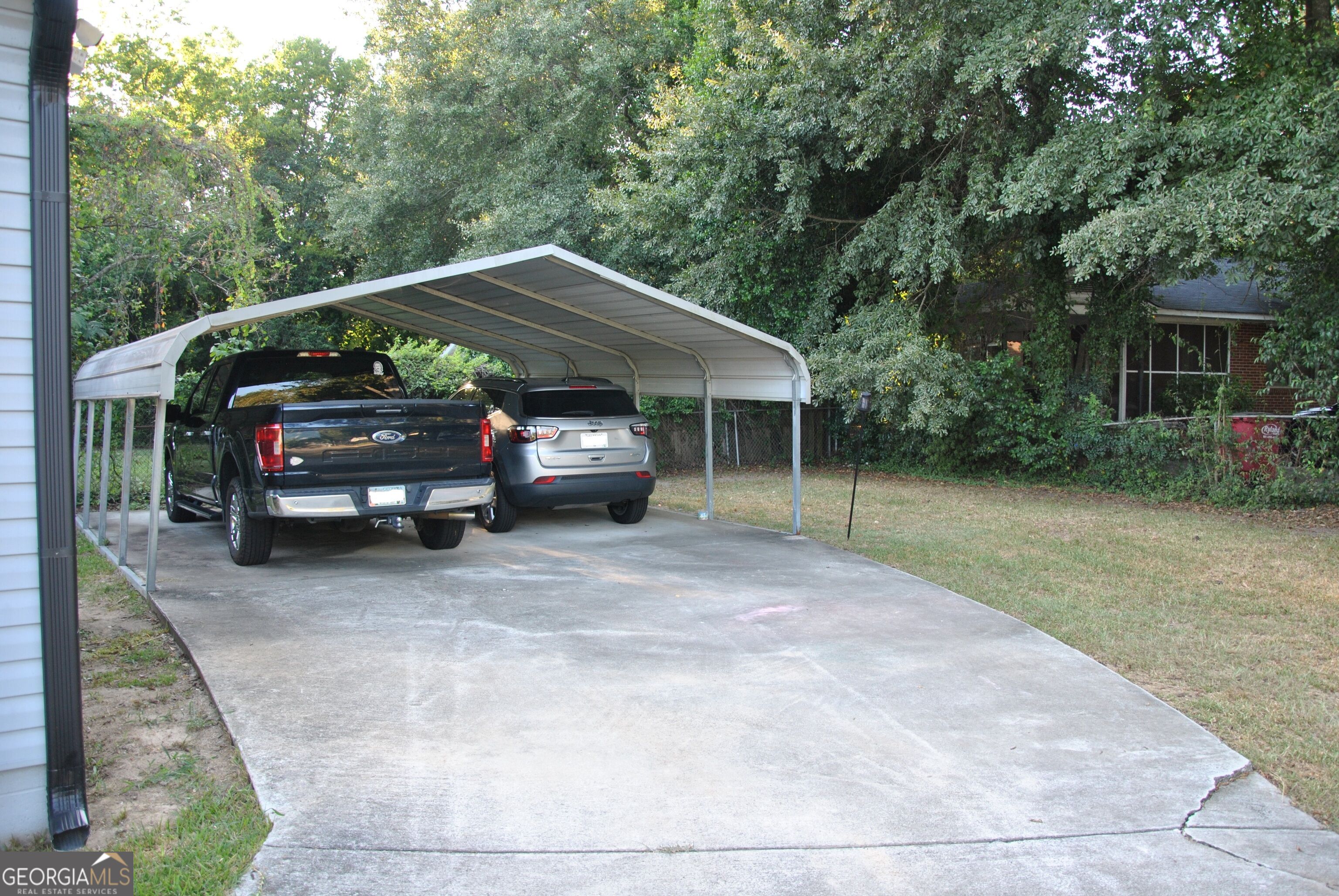 579 Lynmore Avenue Property Photo 32