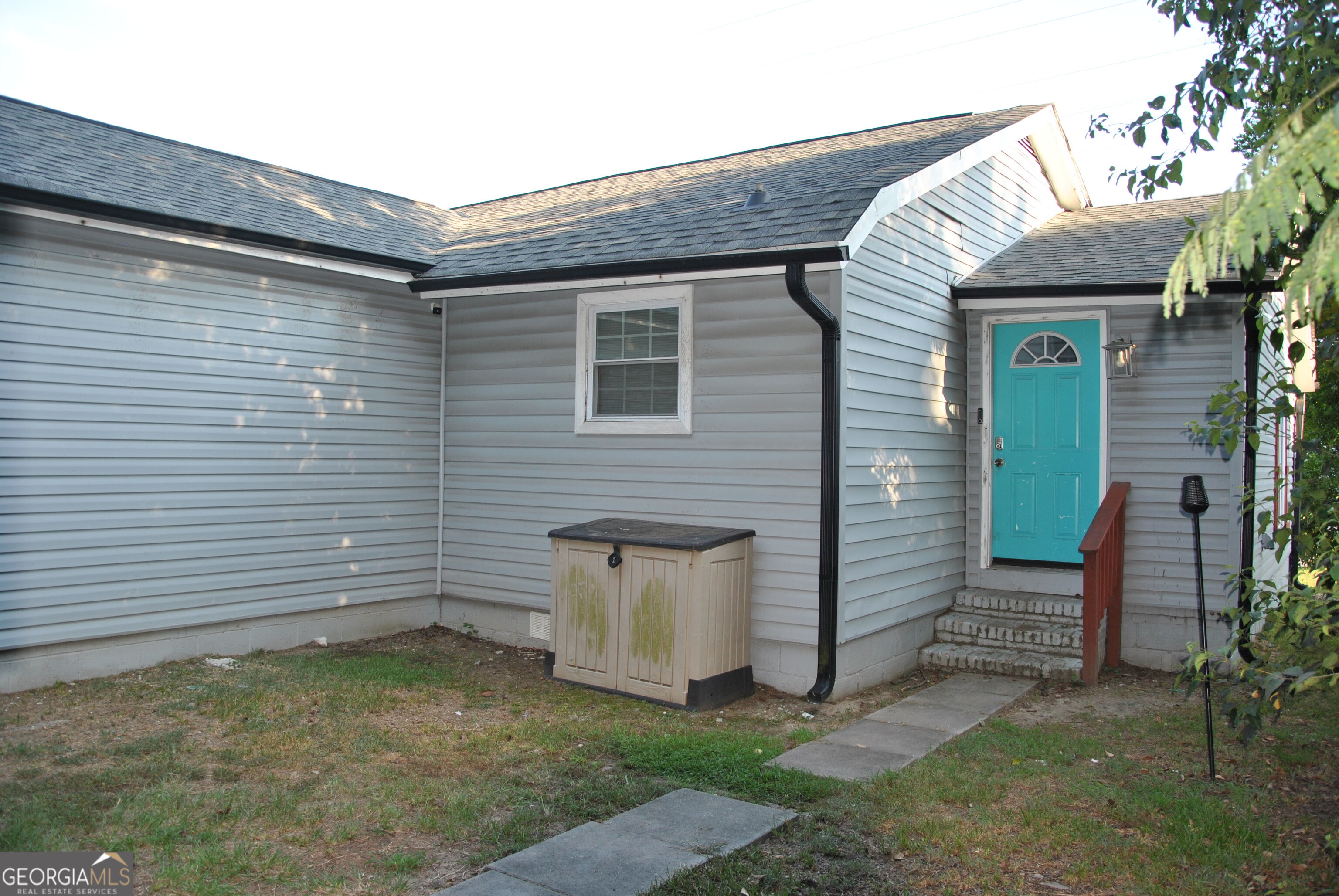 579 Lynmore Avenue Property Photo 33