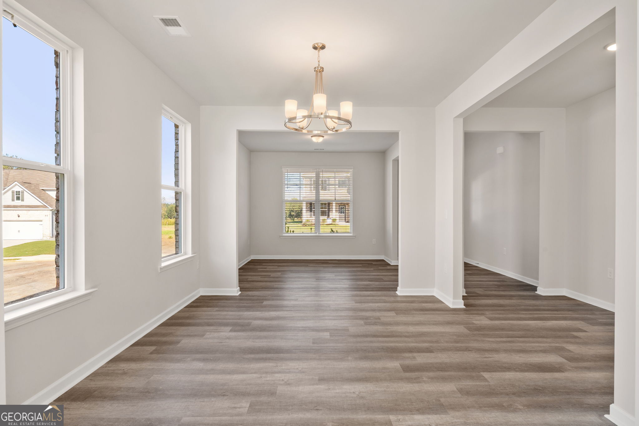 8131 Pine Ridge Road Property Photo 4
