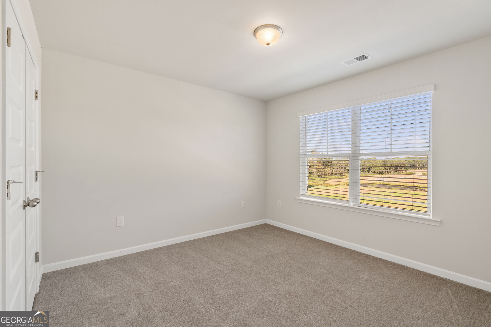 8131 Pine Ridge Road Property Photo 10
