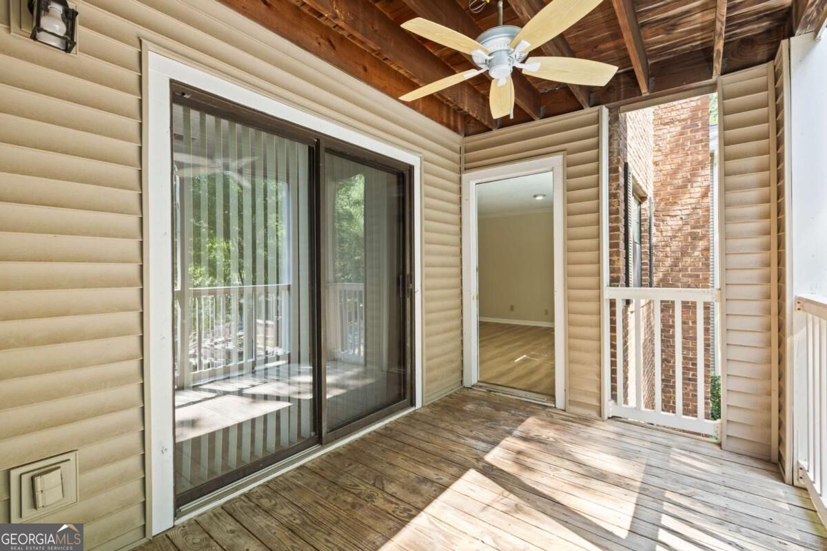 611 Barrington Hills Drive Property Photo 19