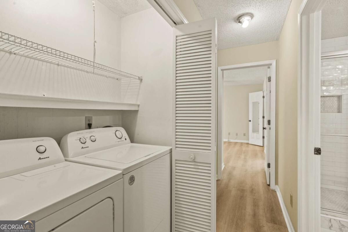 611 Barrington Hills Drive Property Photo 26