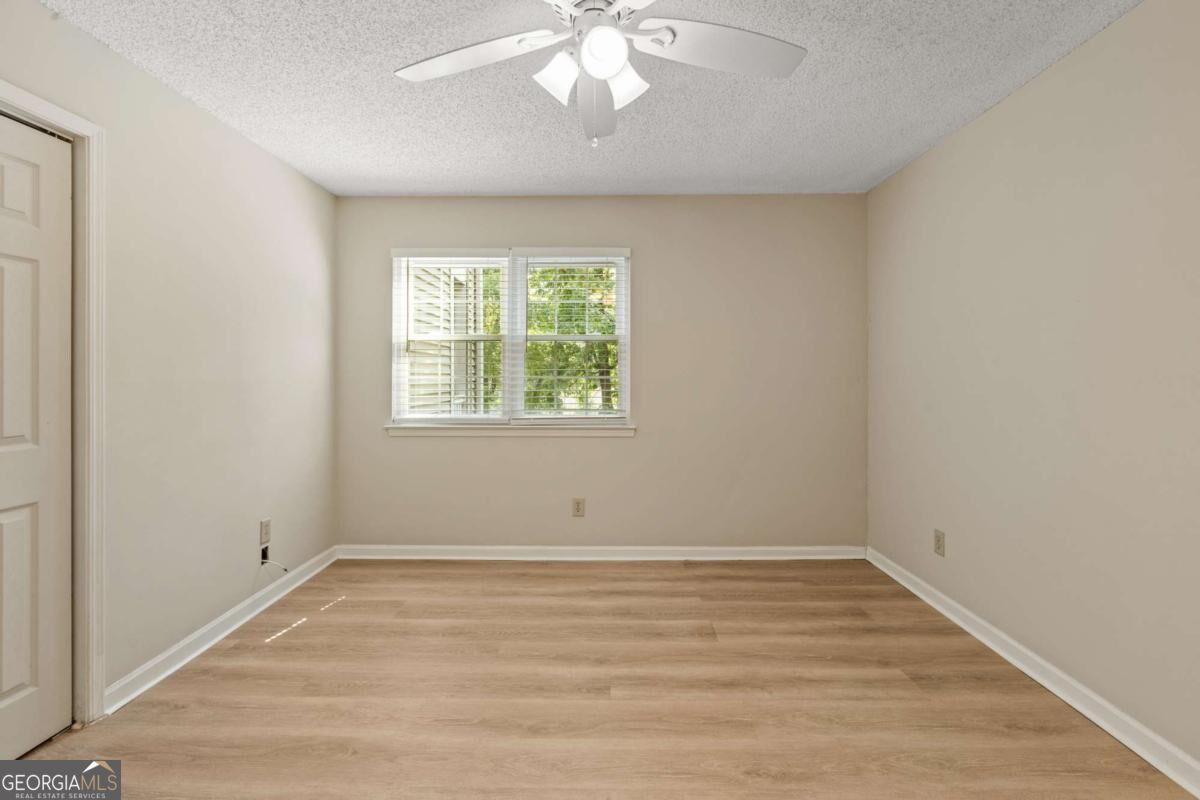 611 Barrington Hills Drive Property Photo 30