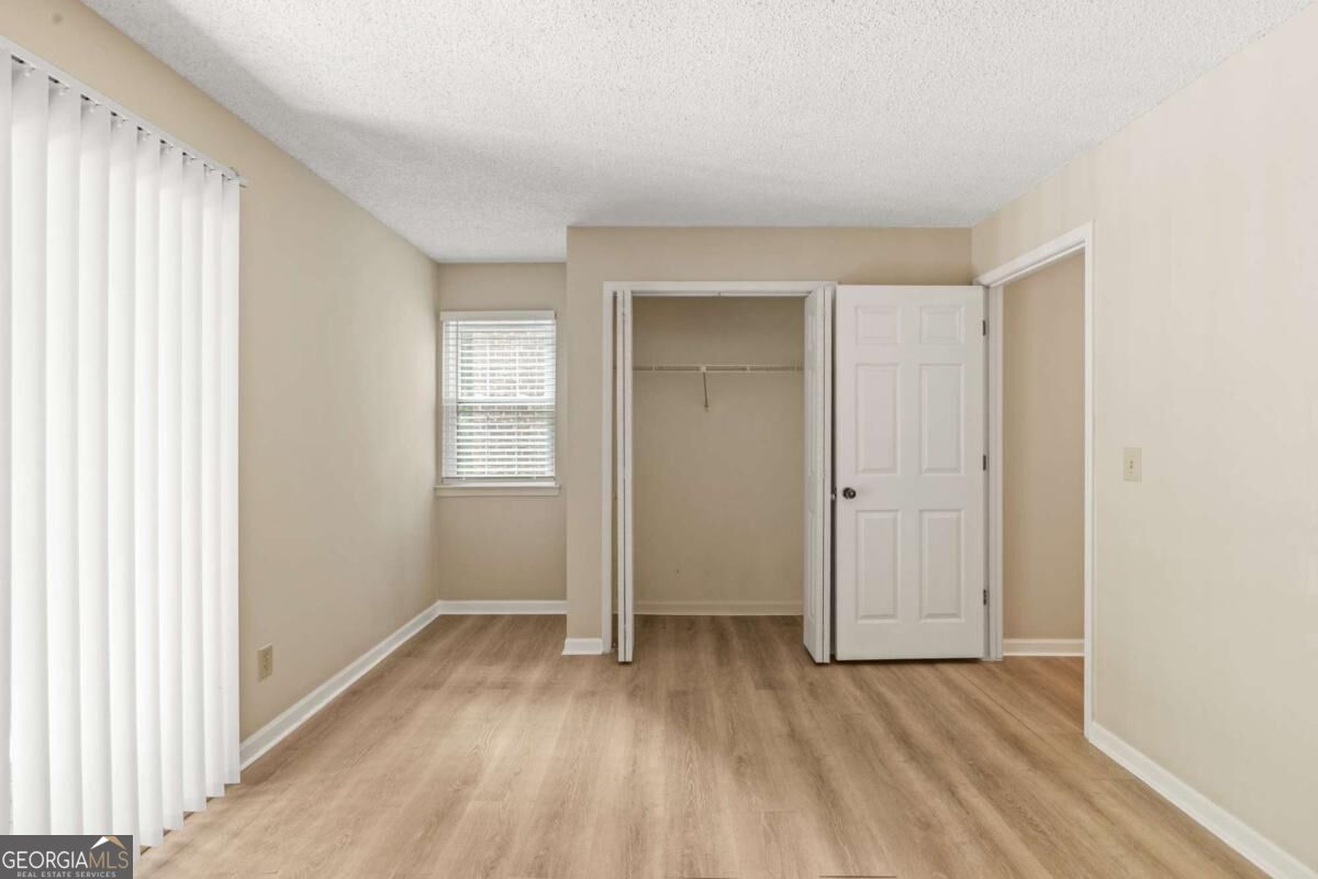 611 Barrington Hills Drive Property Photo 36