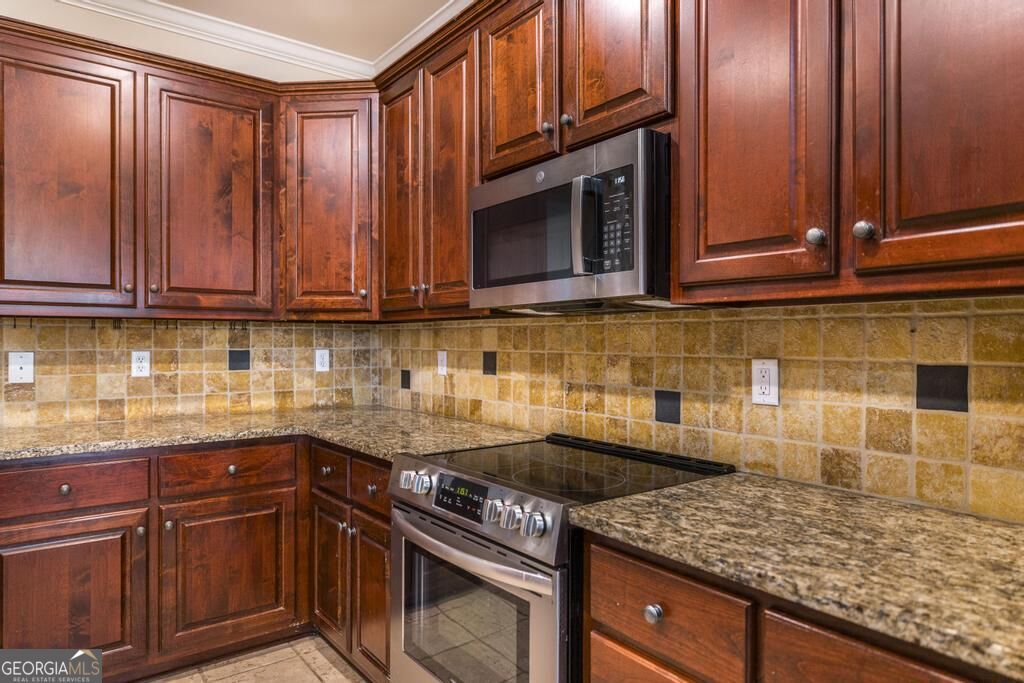 104 Pembroke Point Property Photo 13